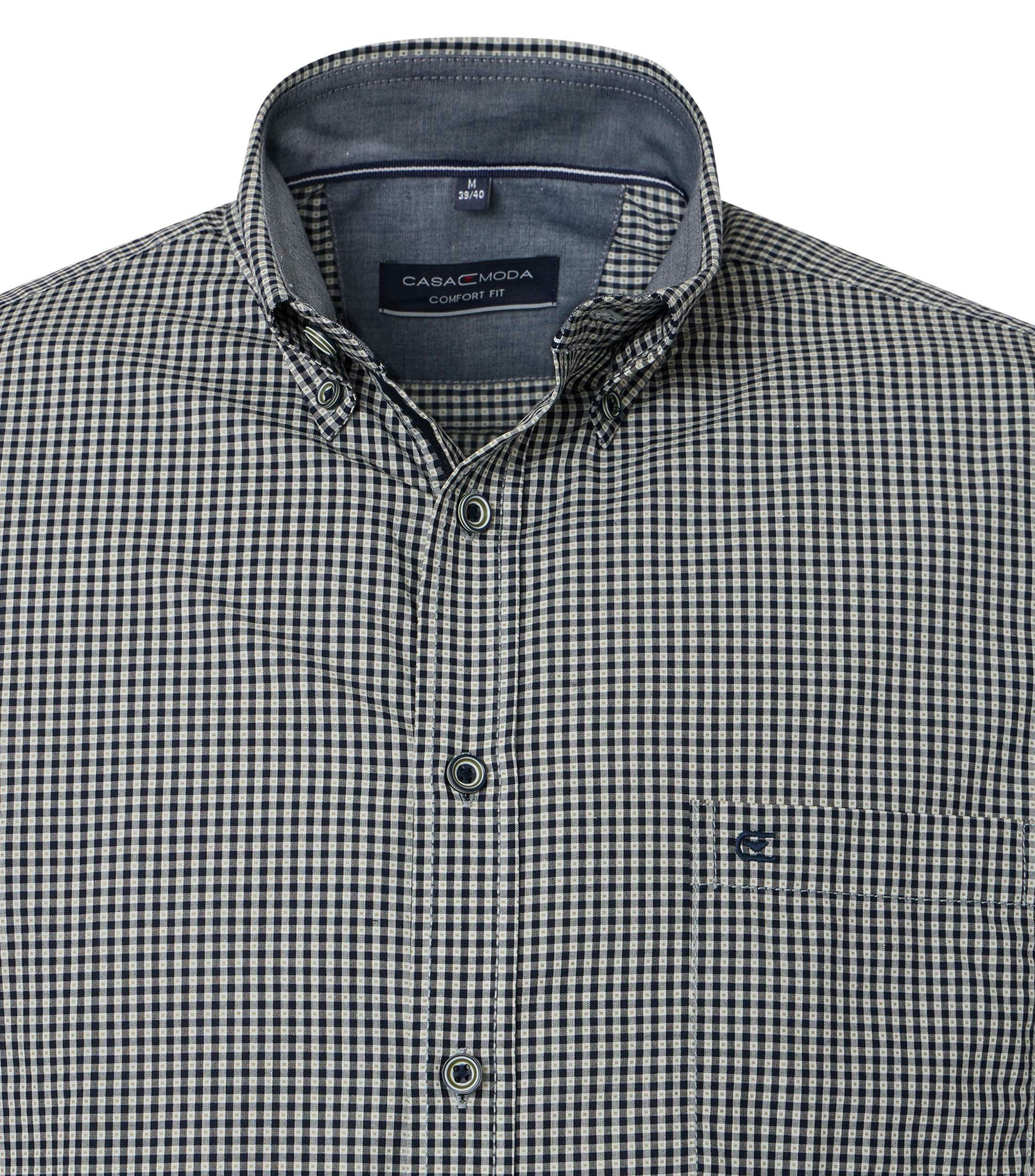 Ein Freizeithemd im kariert Muster in der Farbe Grünblau