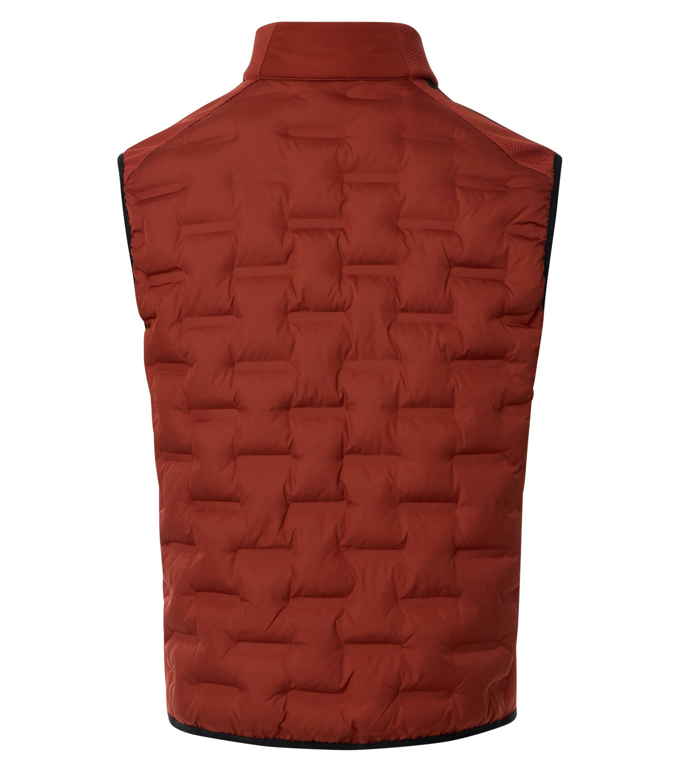 Das Model trägt eine Weste im uni Muster in der Farbe Dunkelorange