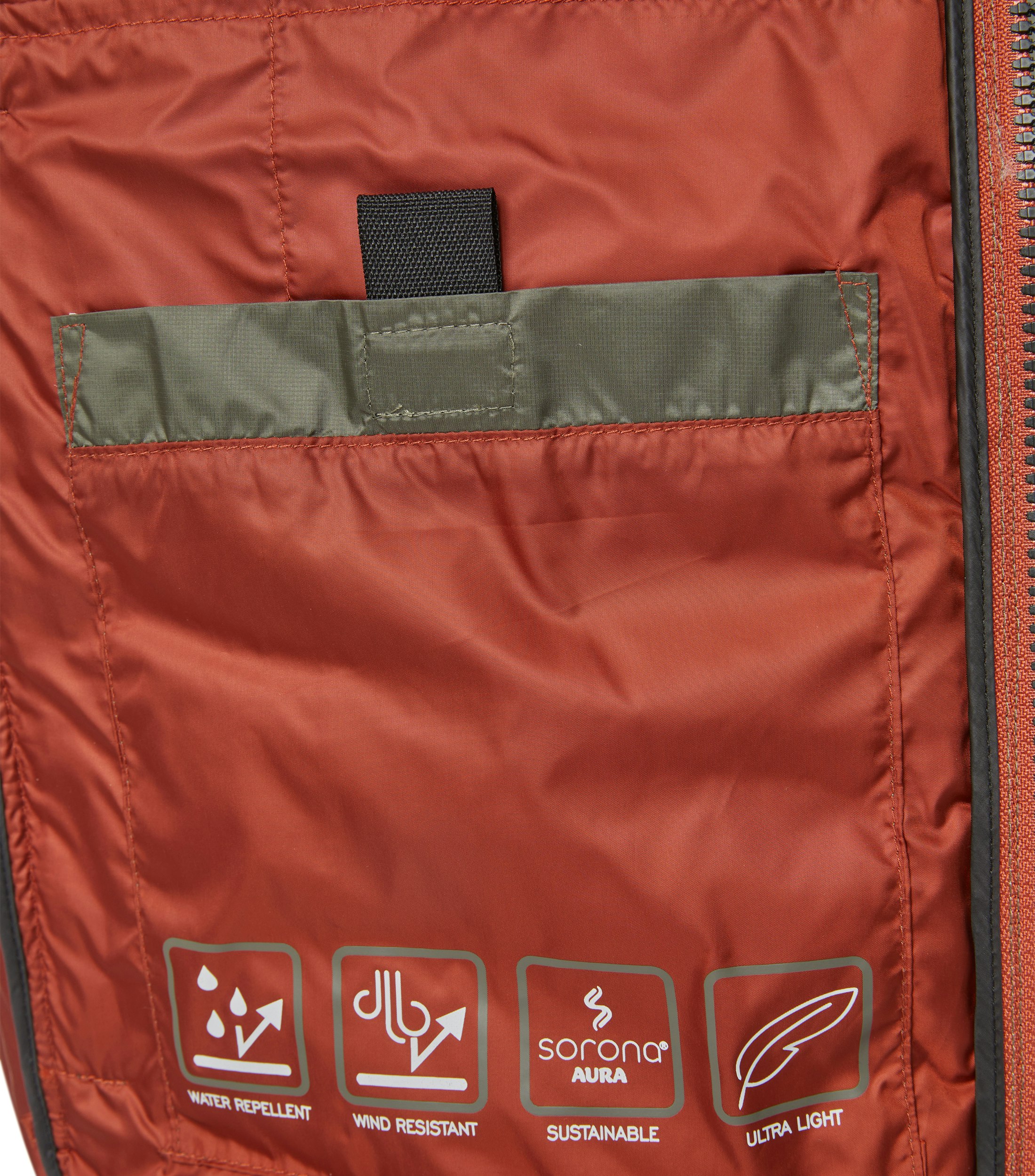 Ein Weste im uni Muster in der Farbe Dunkelgrün