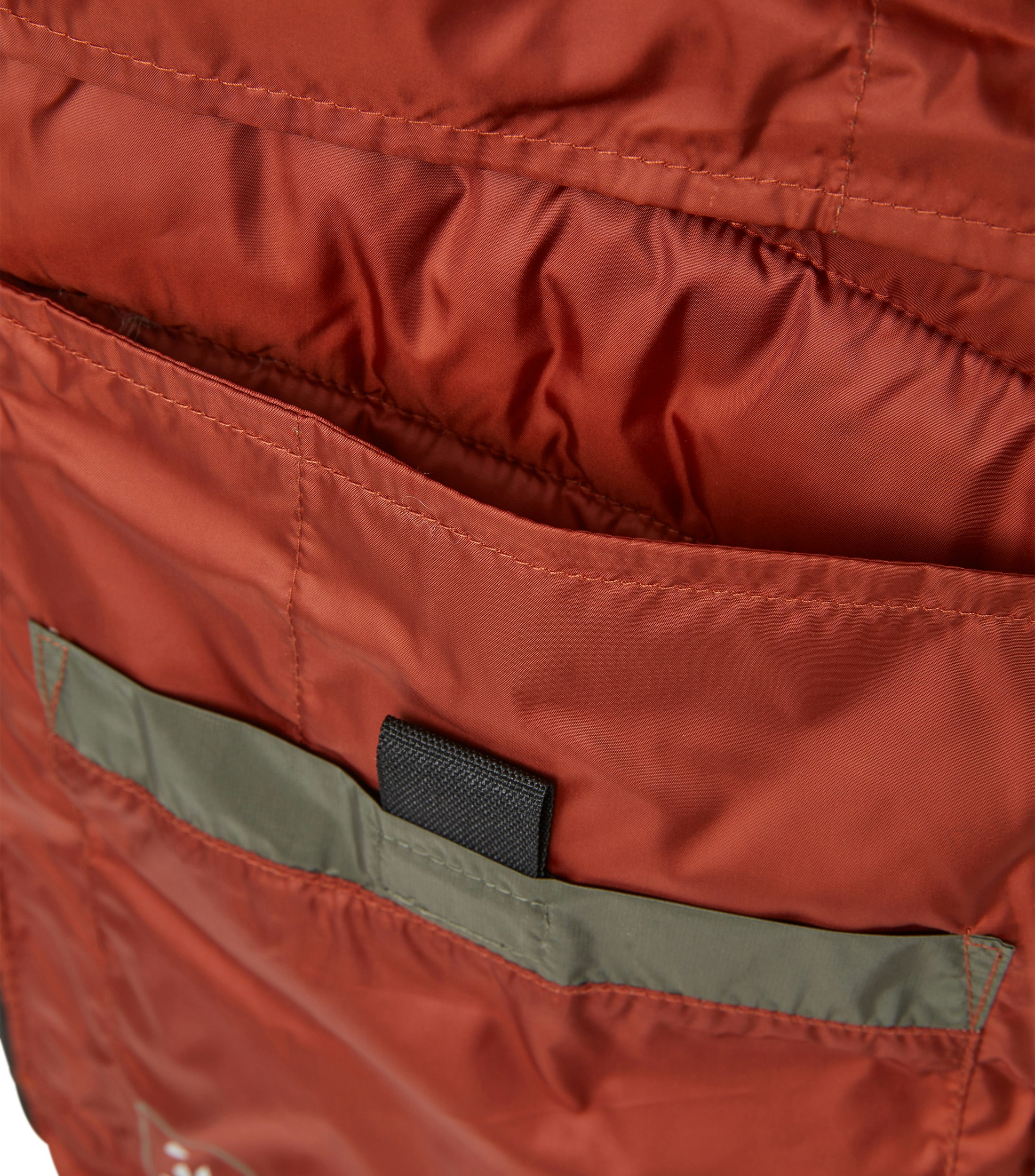 Ein Weste im uni Muster in der Farbe Dunkelgrün