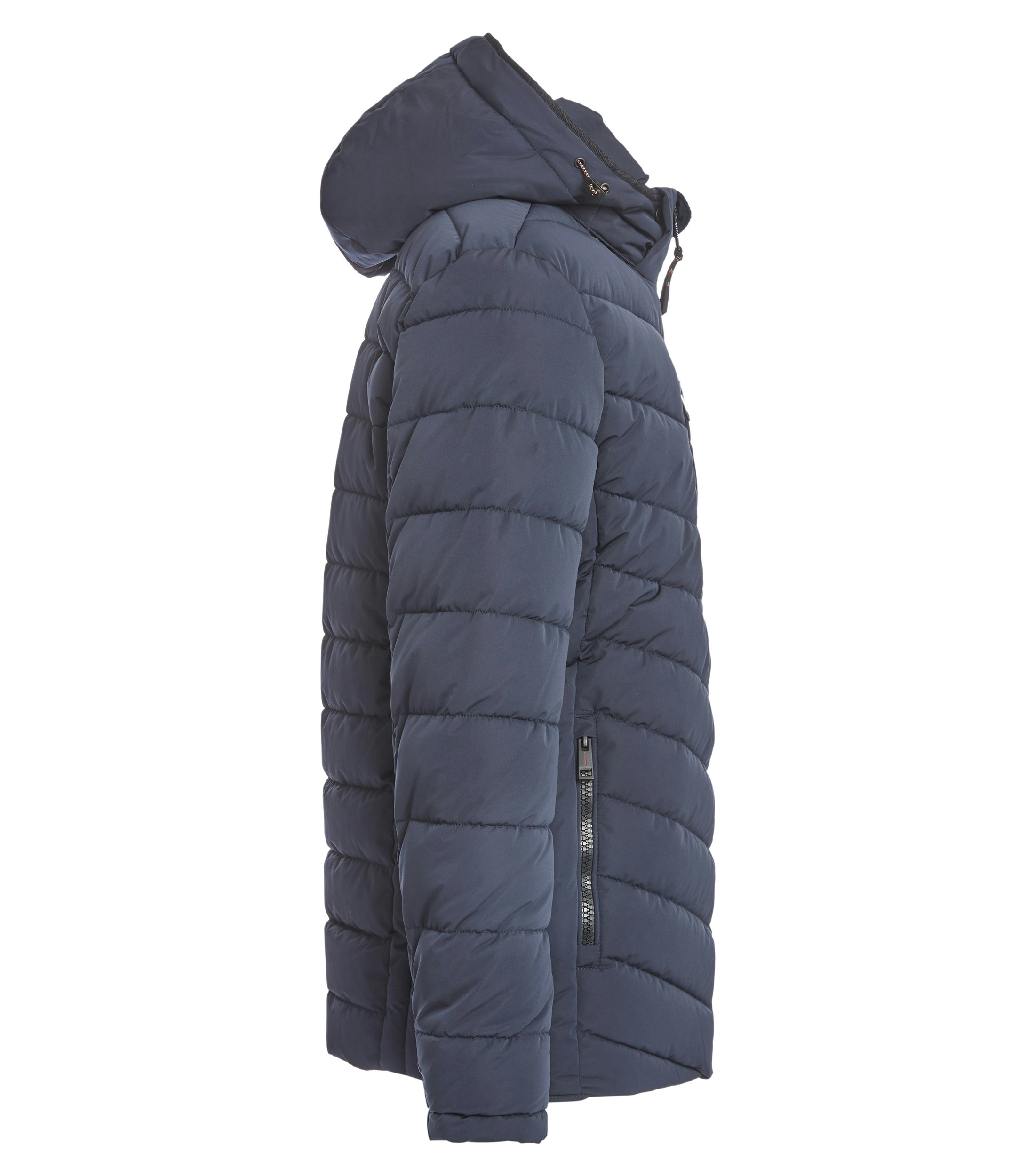 Das Model trägt eine Jacke im uni Muster in der Farbe Blau