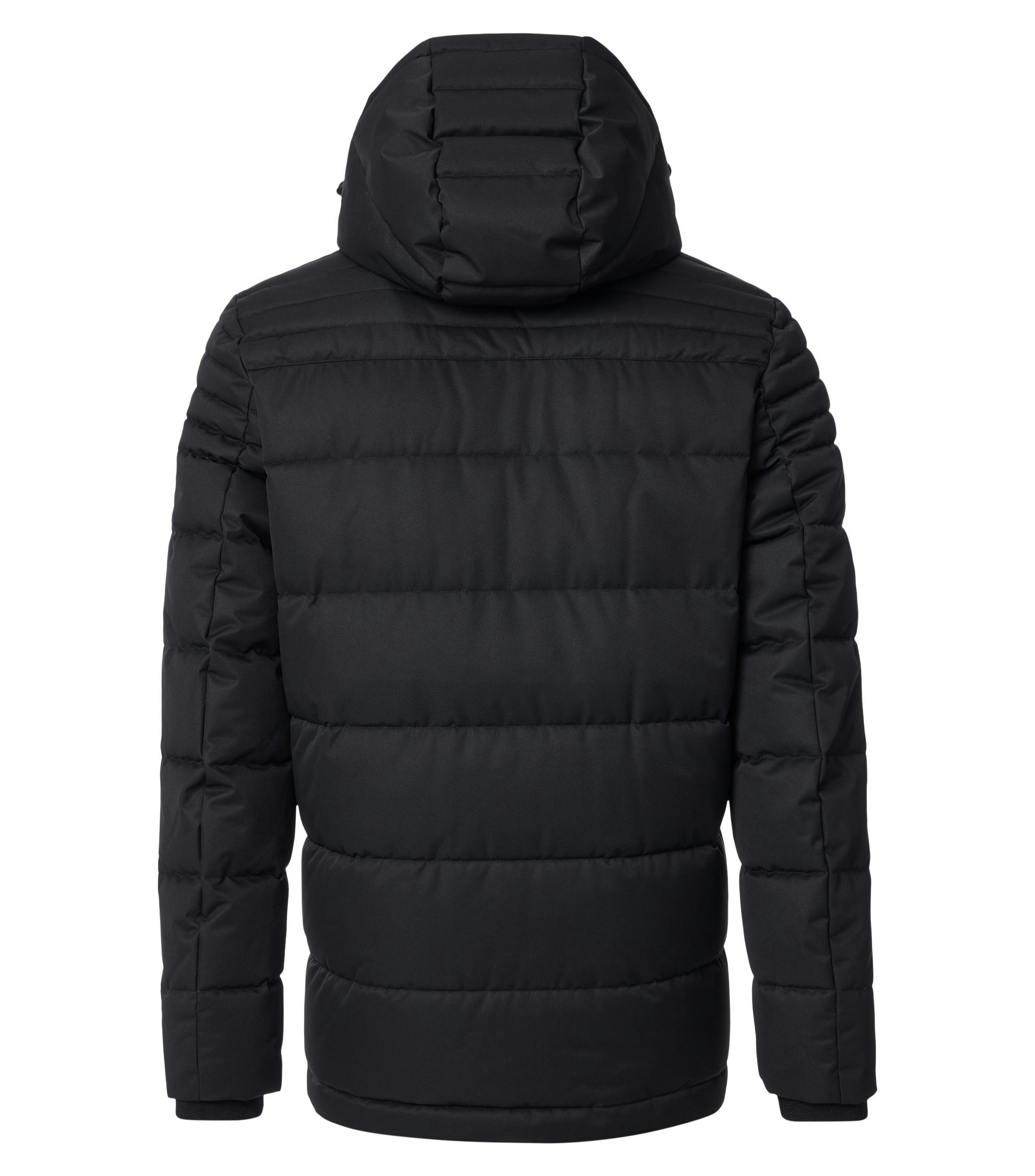 Das Model trägt eine Jacke im uni Muster in der Farbe Schwarz