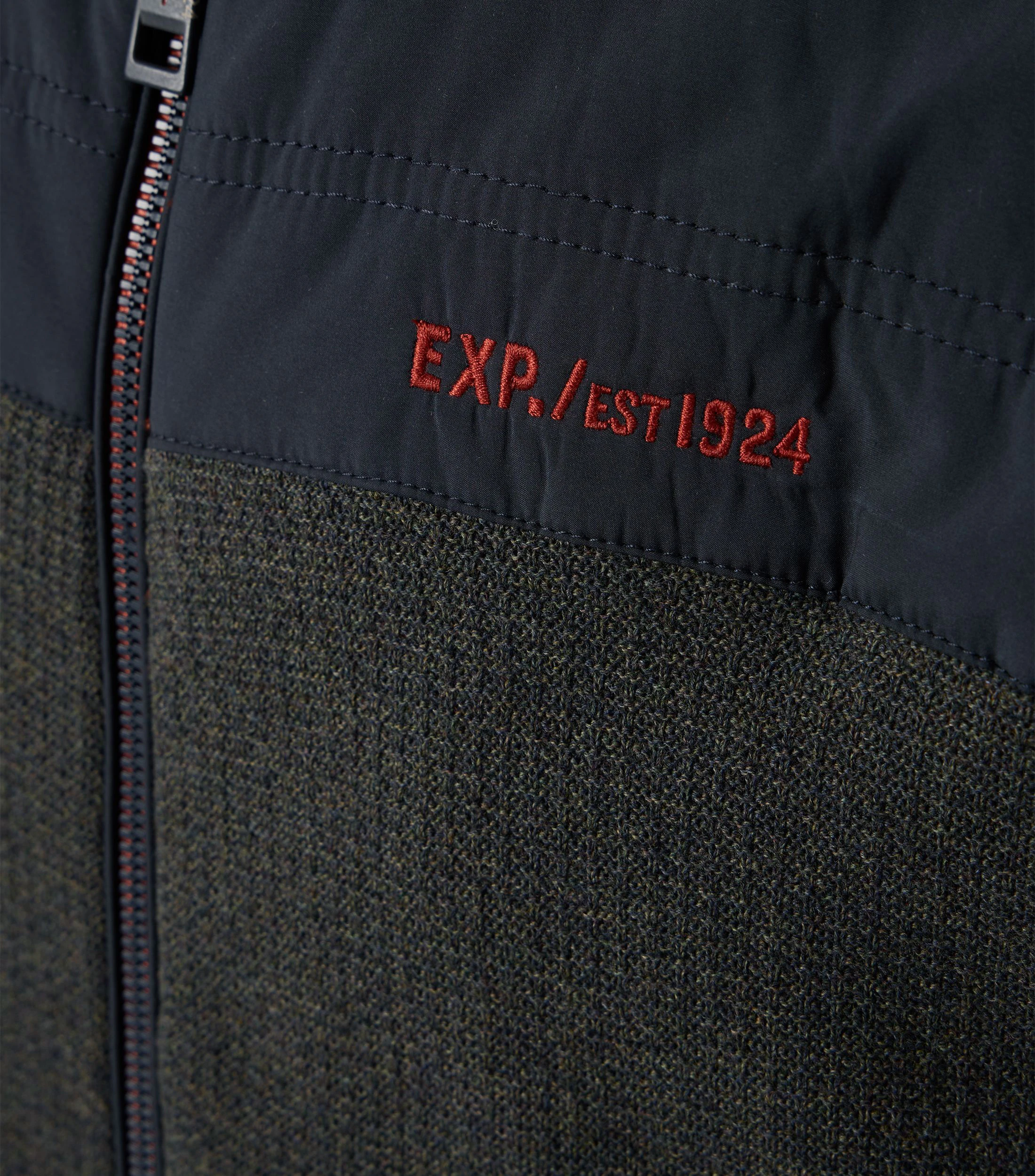 Strickjacke im unifarbenen Design in der Farbe Dunkelblau