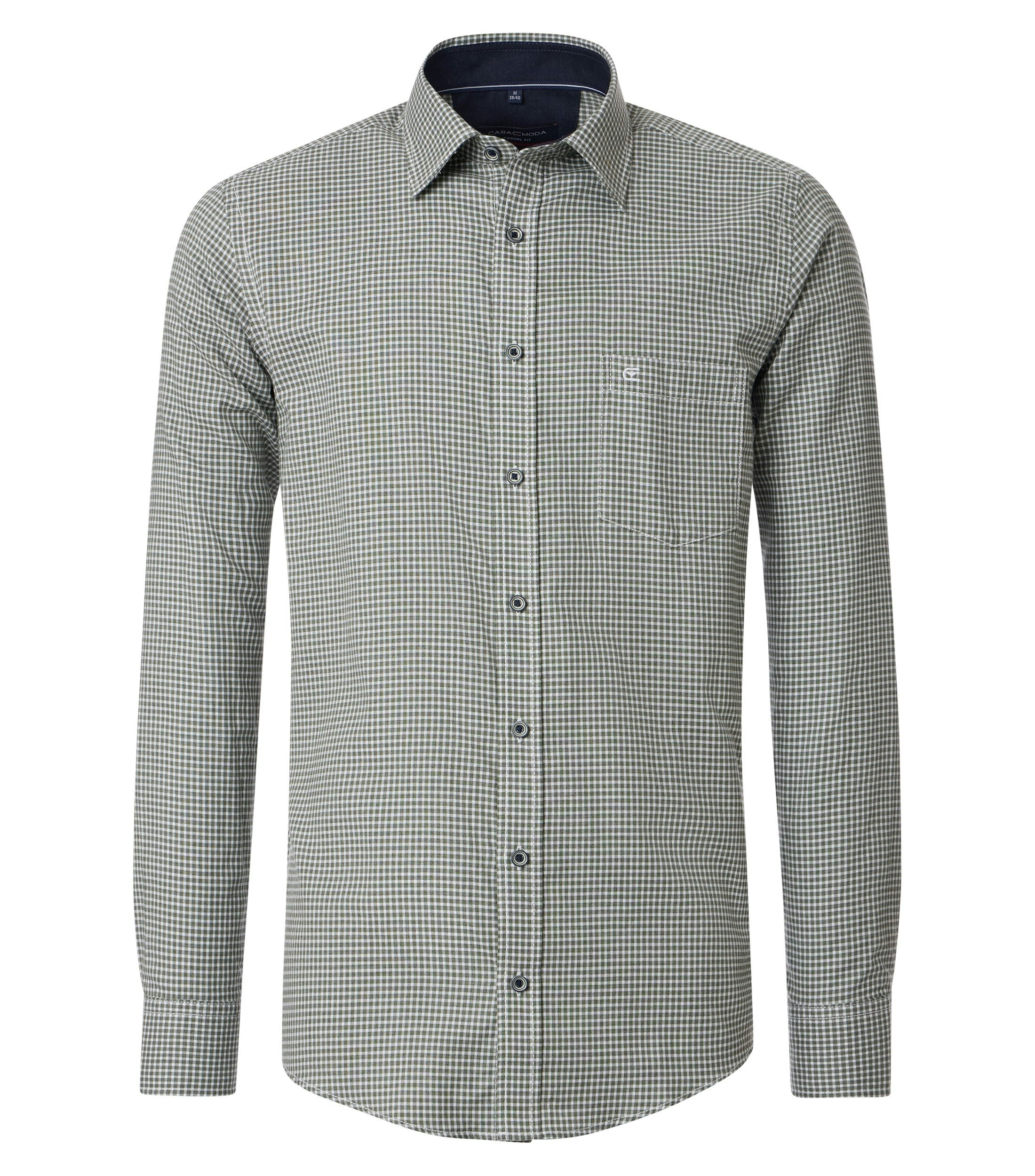 Ein Freizeithemd im kariert Muster in der Farbe Grün