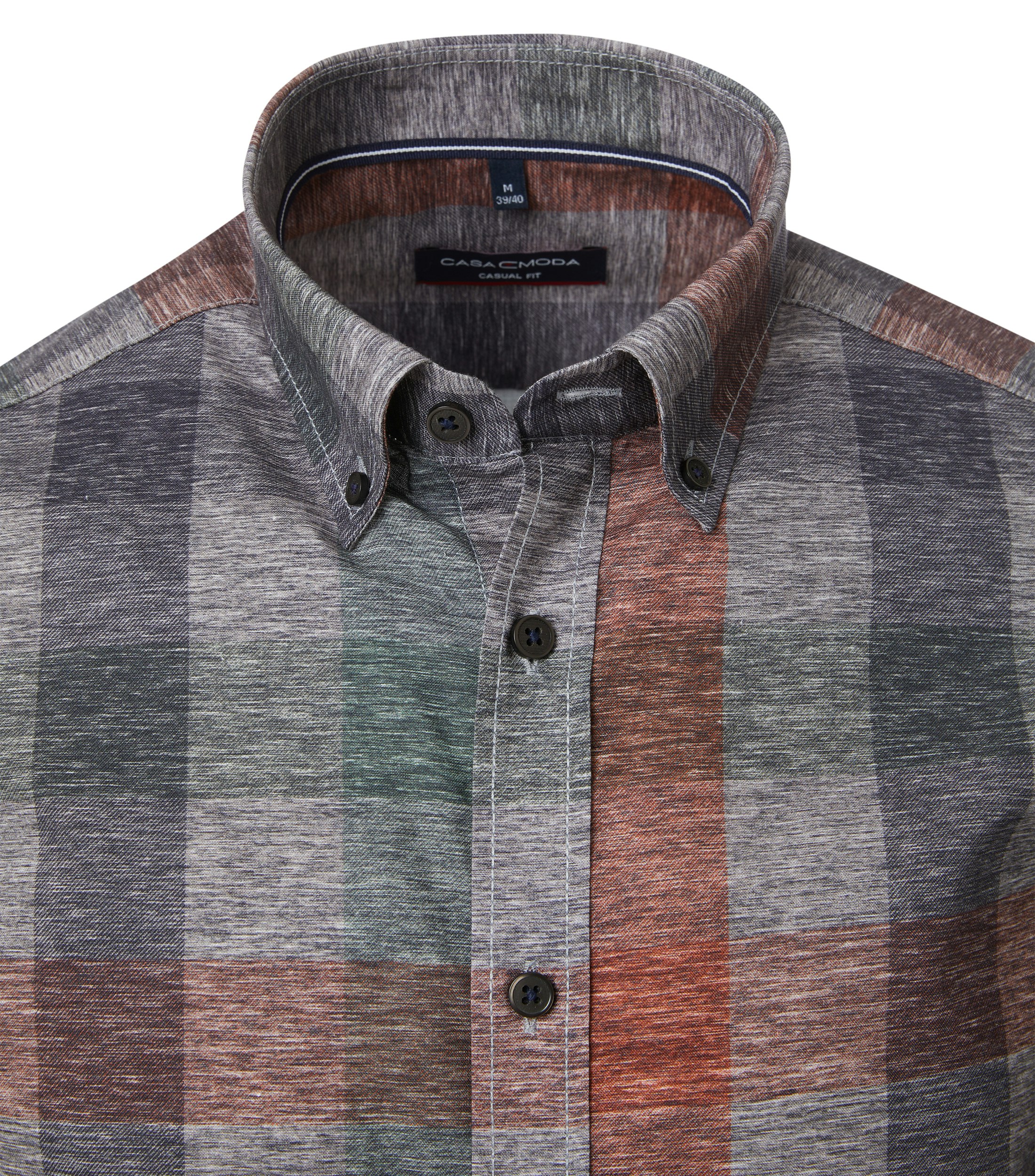 Ein Freizeithemd im kariert Muster in der Farbe Rot