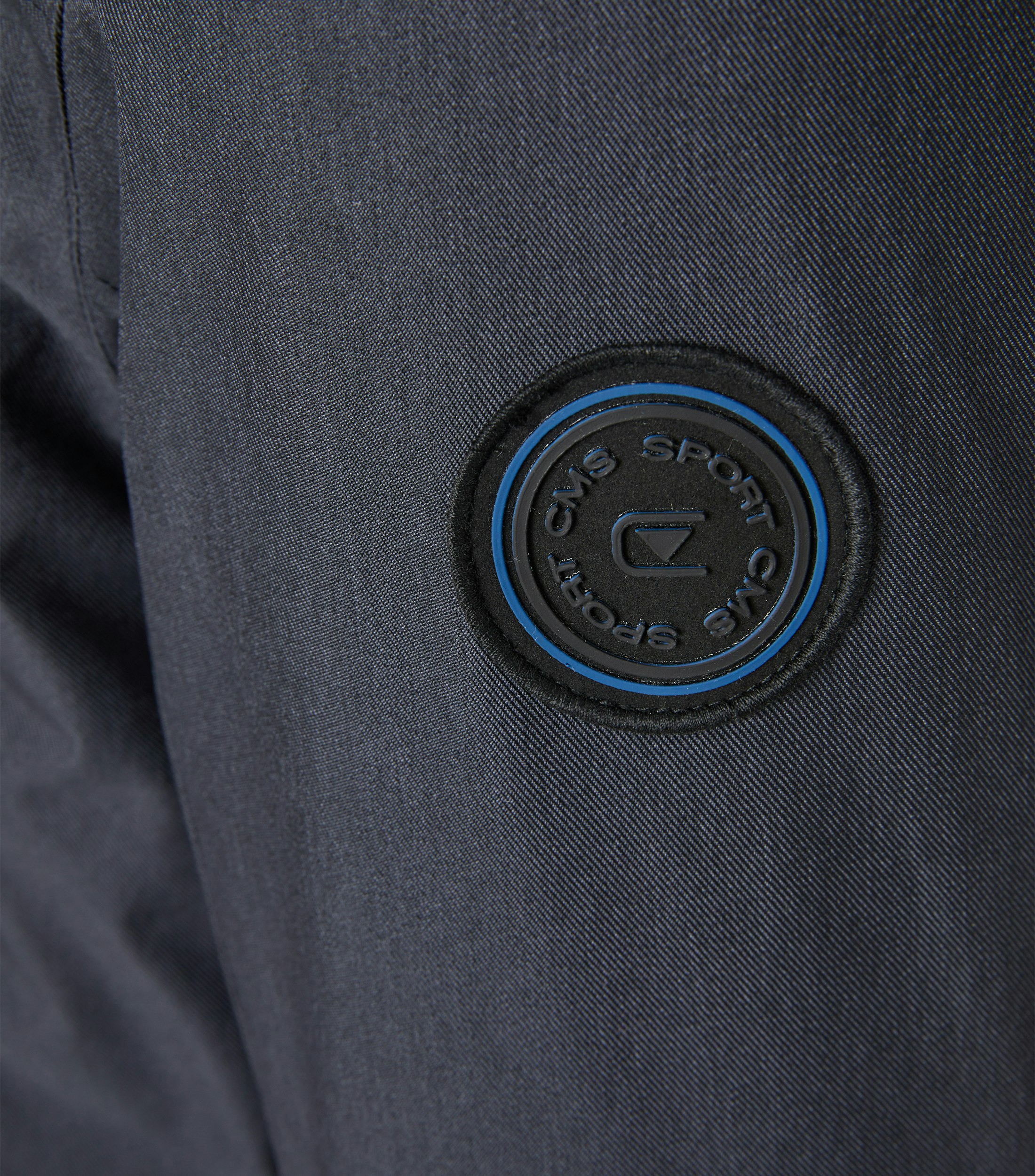 Ein Jacke im uni Muster in der Farbe Blau