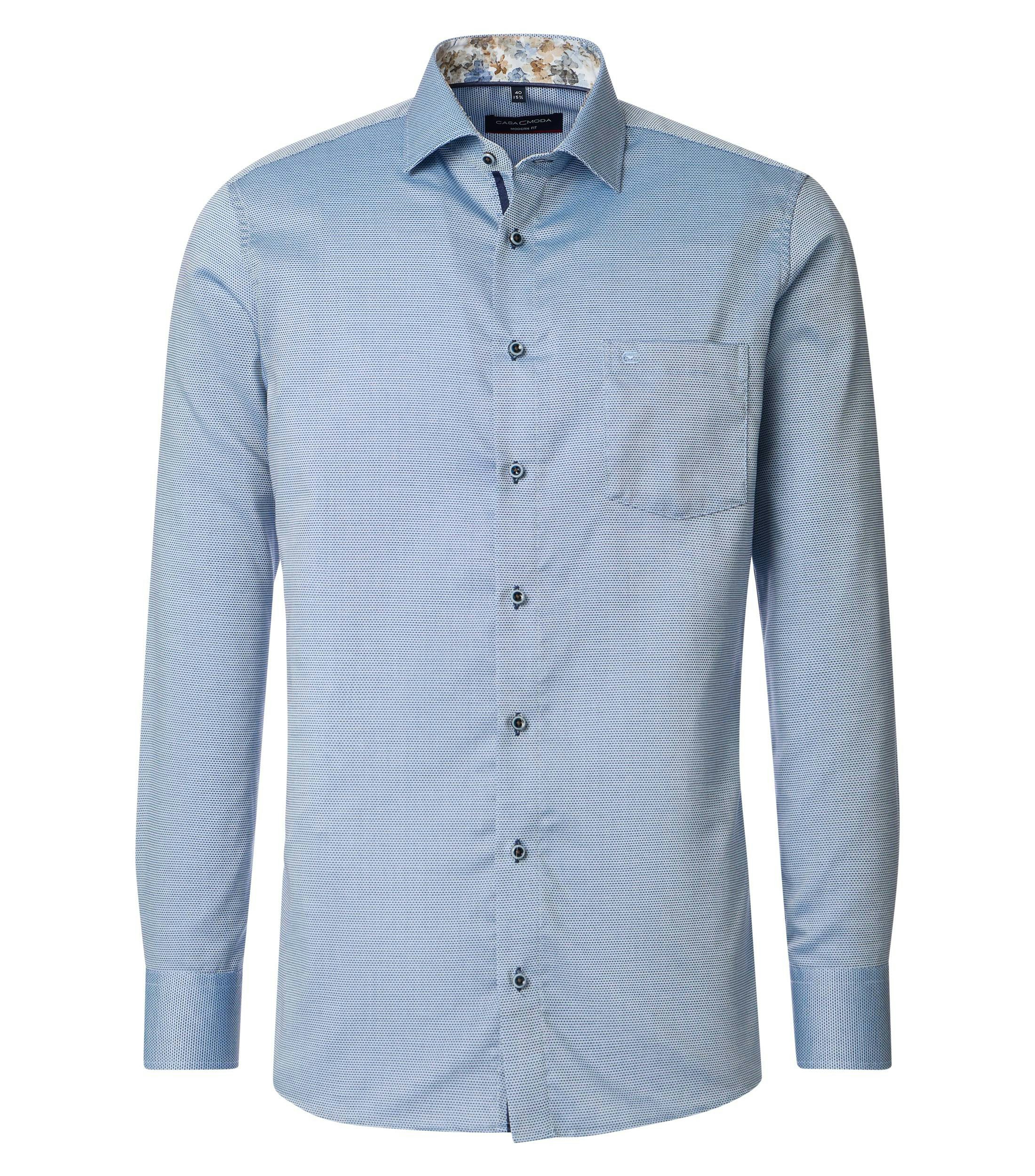 Ein Businesshemd im uni Muster in der Farbe Blau