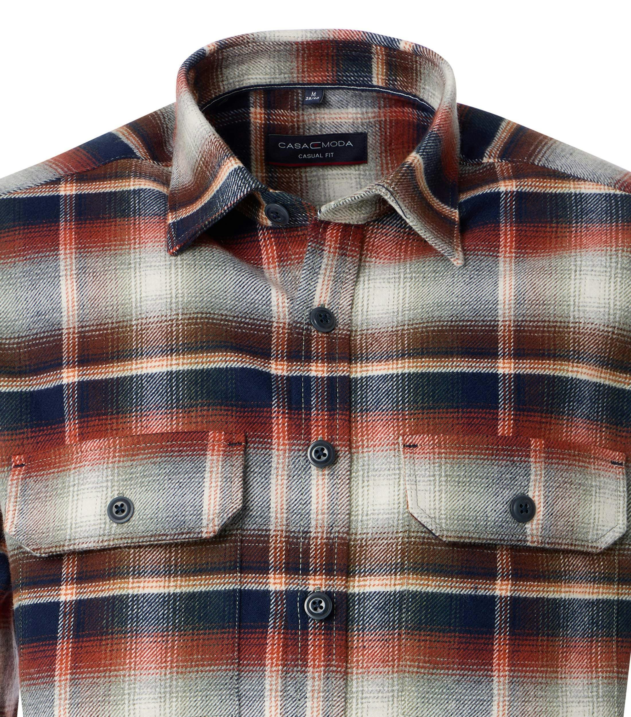 Ein Freizeithemd im uni Muster in der Farbe Orange