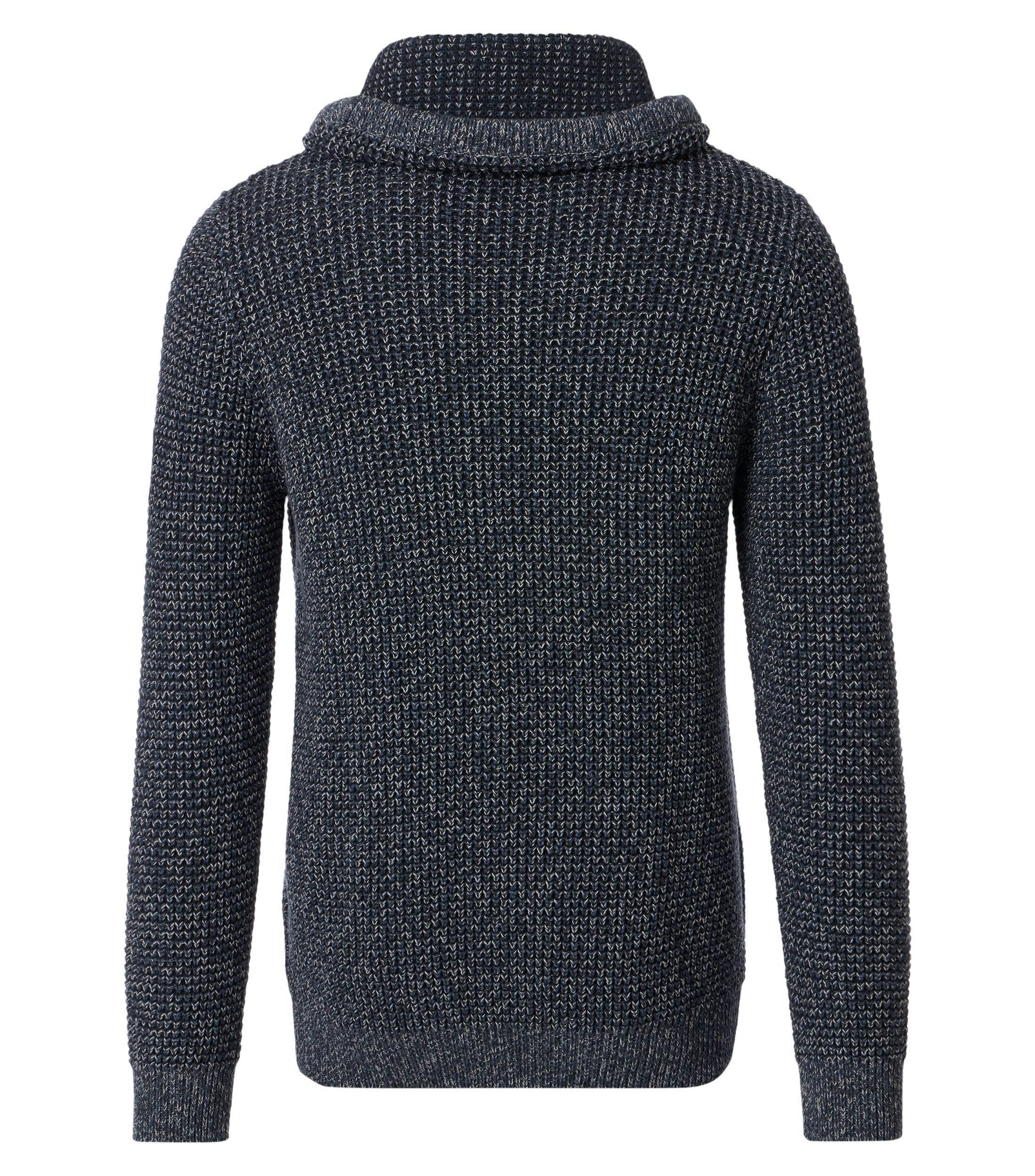Ein Pullover im uni Muster in der Farbe Dunkelblau