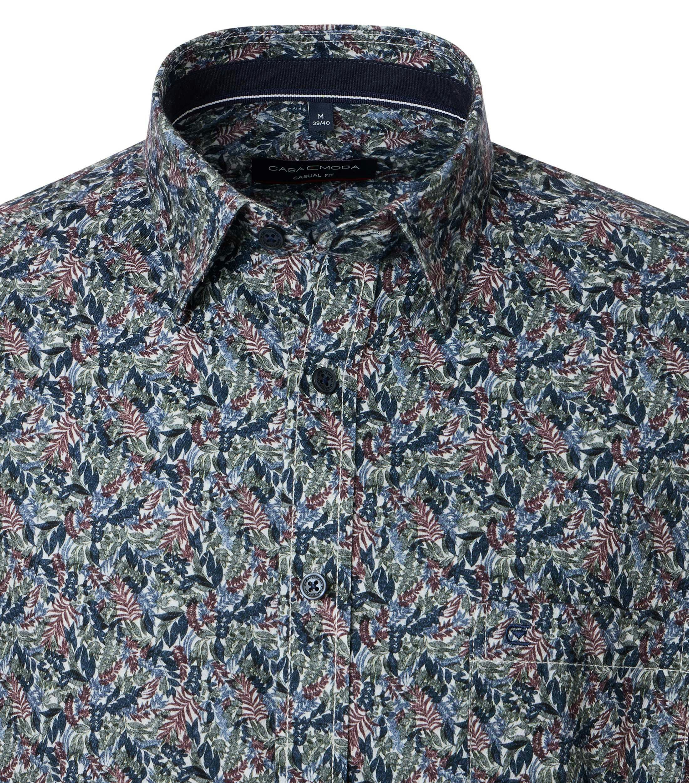 Ein Freizeithemd im Print Muster in der Farbe Blau