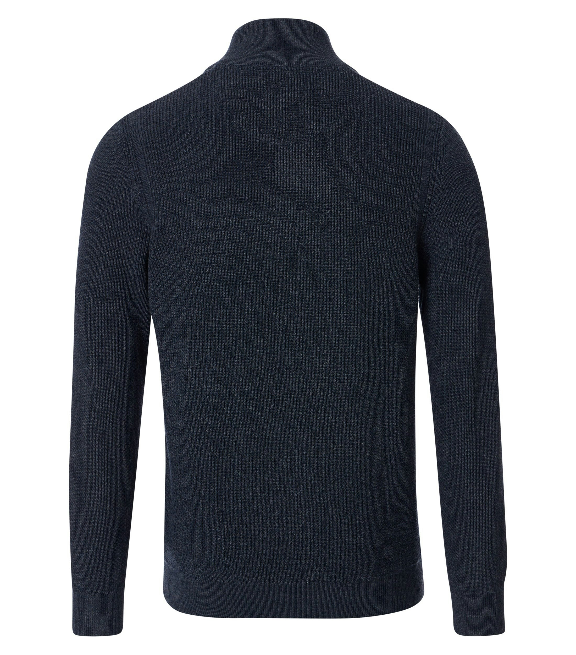 Ein Strickjacke im uni Muster in der Farbe Dunkelblau