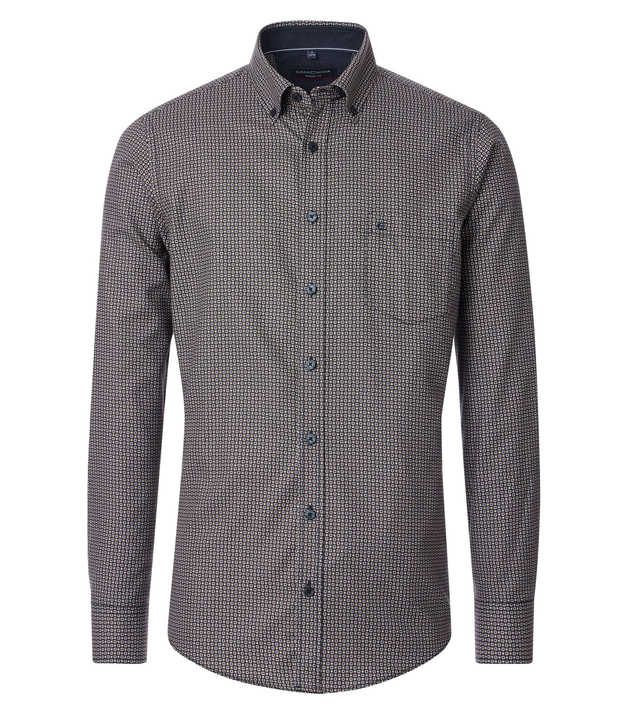 Ein Freizeithemd im Print Muster in der Farbe Braun
