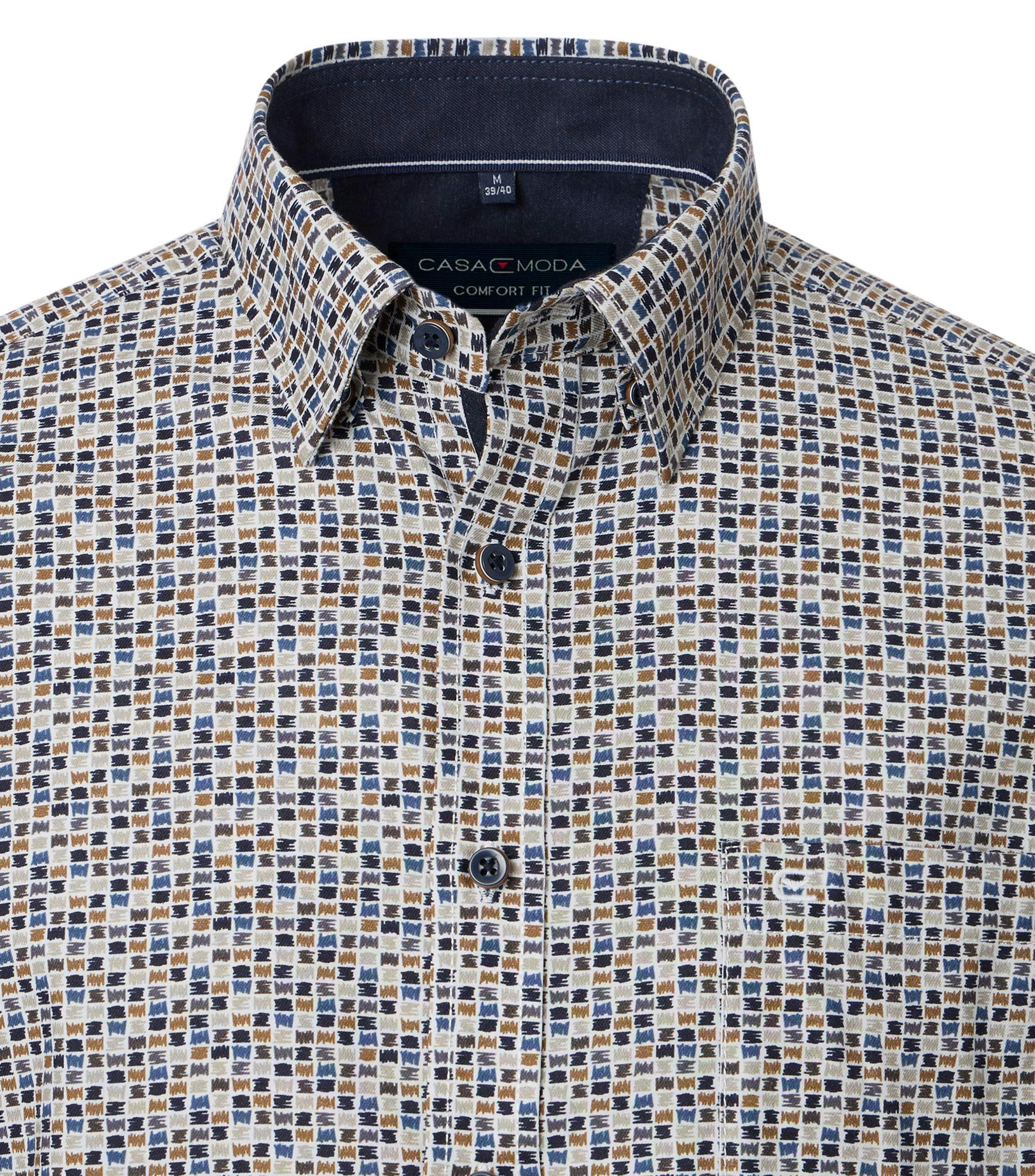 Ein Freizeithemd im Print Muster in der Farbe Hellblau