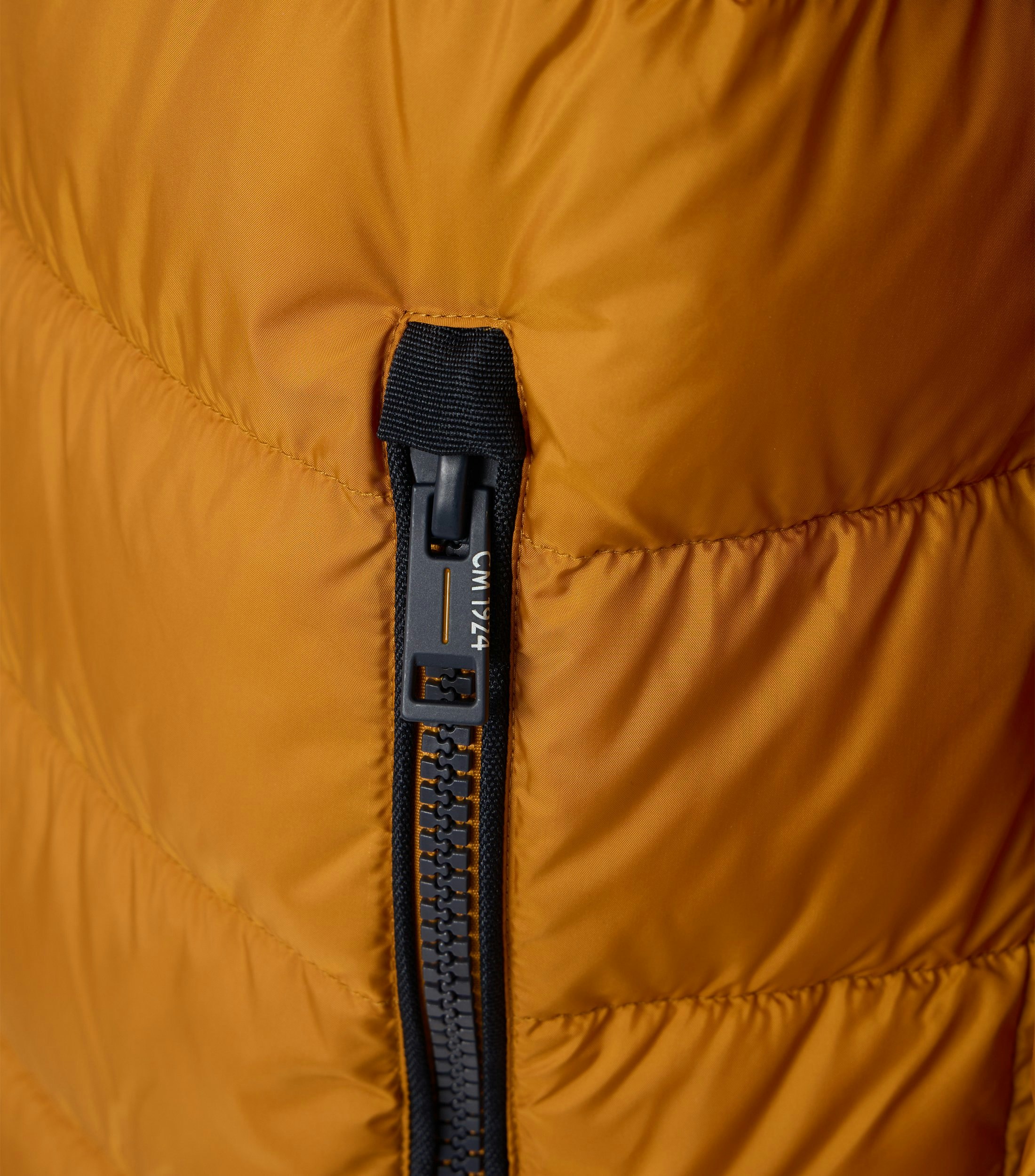Jacke im unifarbenen Design in der Farbe Gelb