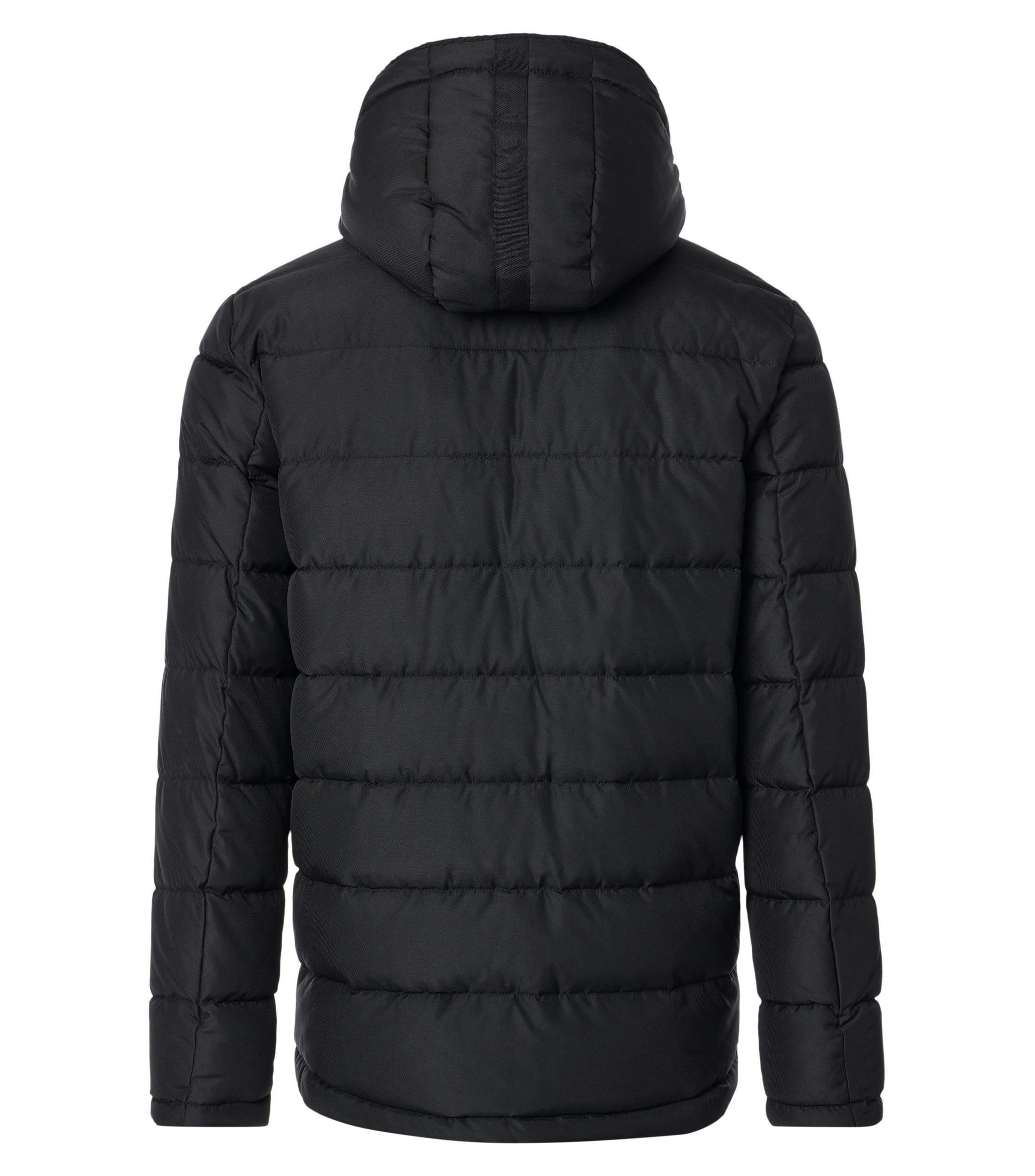 Das Model trägt eine Jacke im uni Muster in der Farbe Schwarz