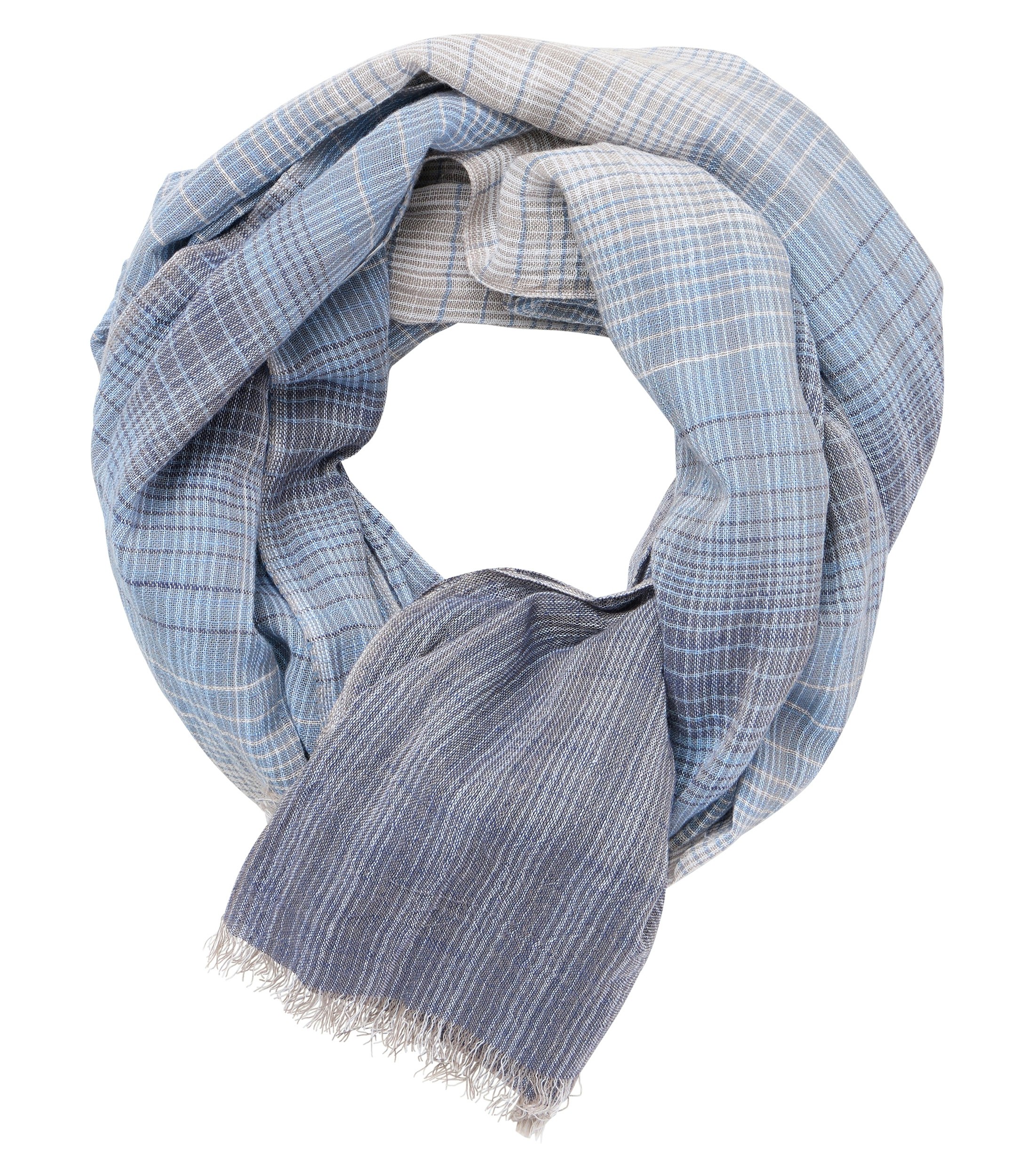 Ein Schal im uni Muster in der Farbe Blau