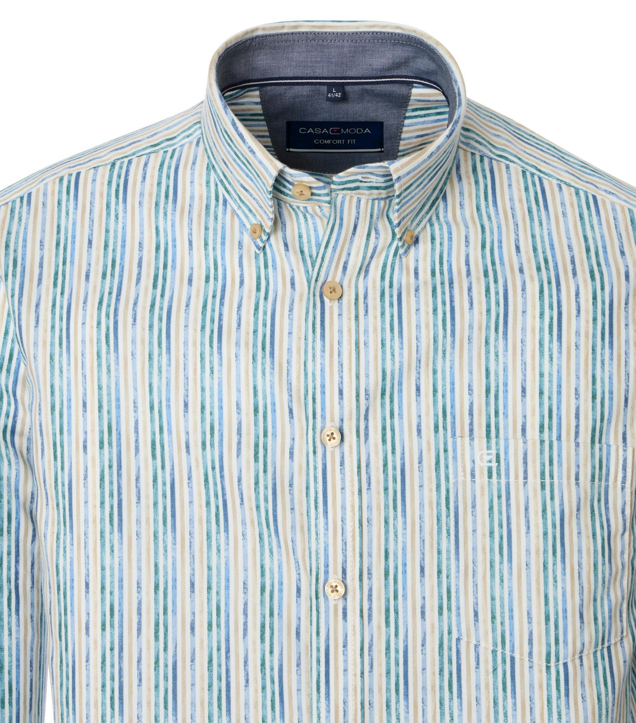 Ein Freizeithemd im gestreift Muster in der Farbe Blau
