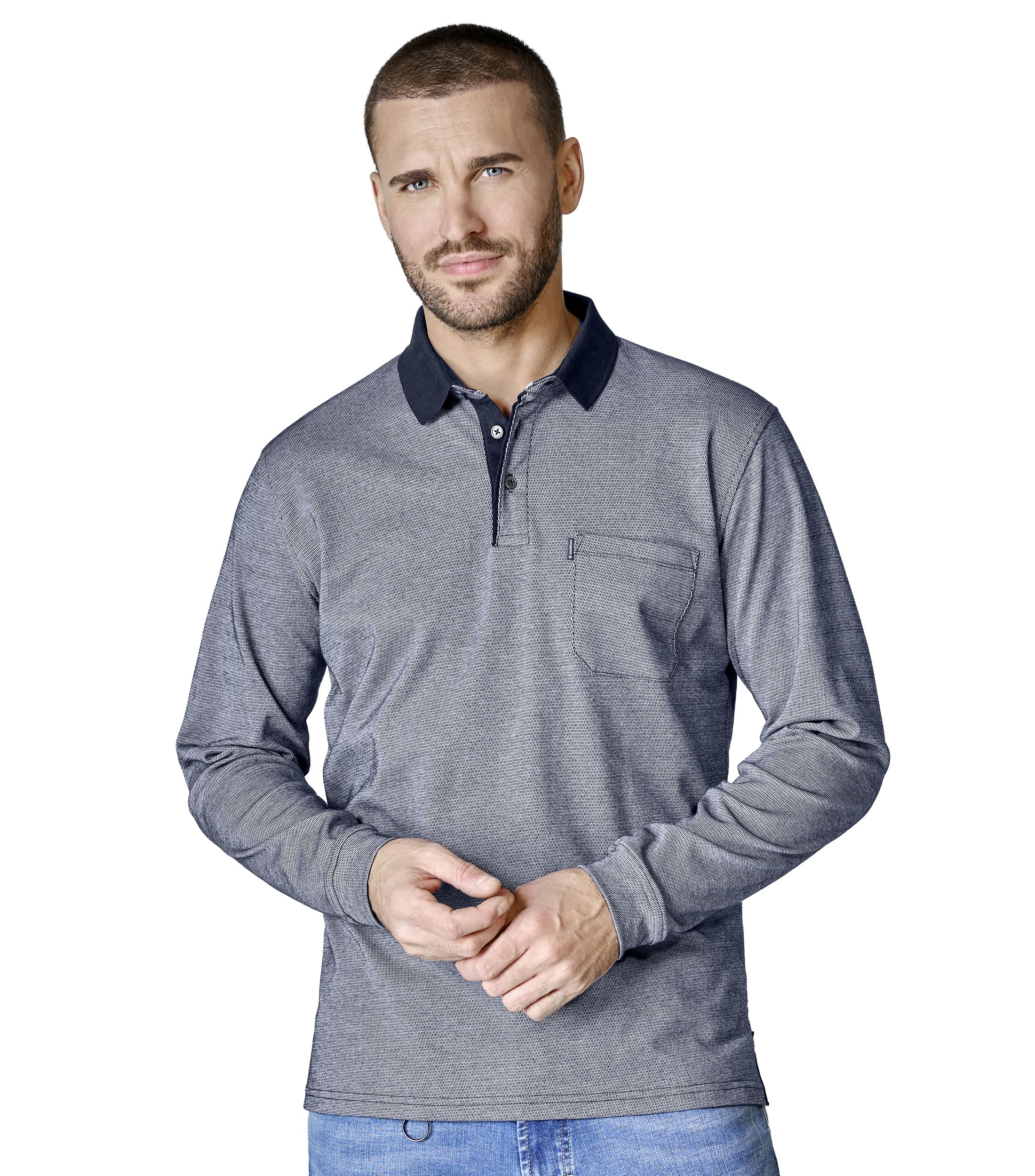 Ein Polo-Shirt im gestreift Muster in der Farbe Grau