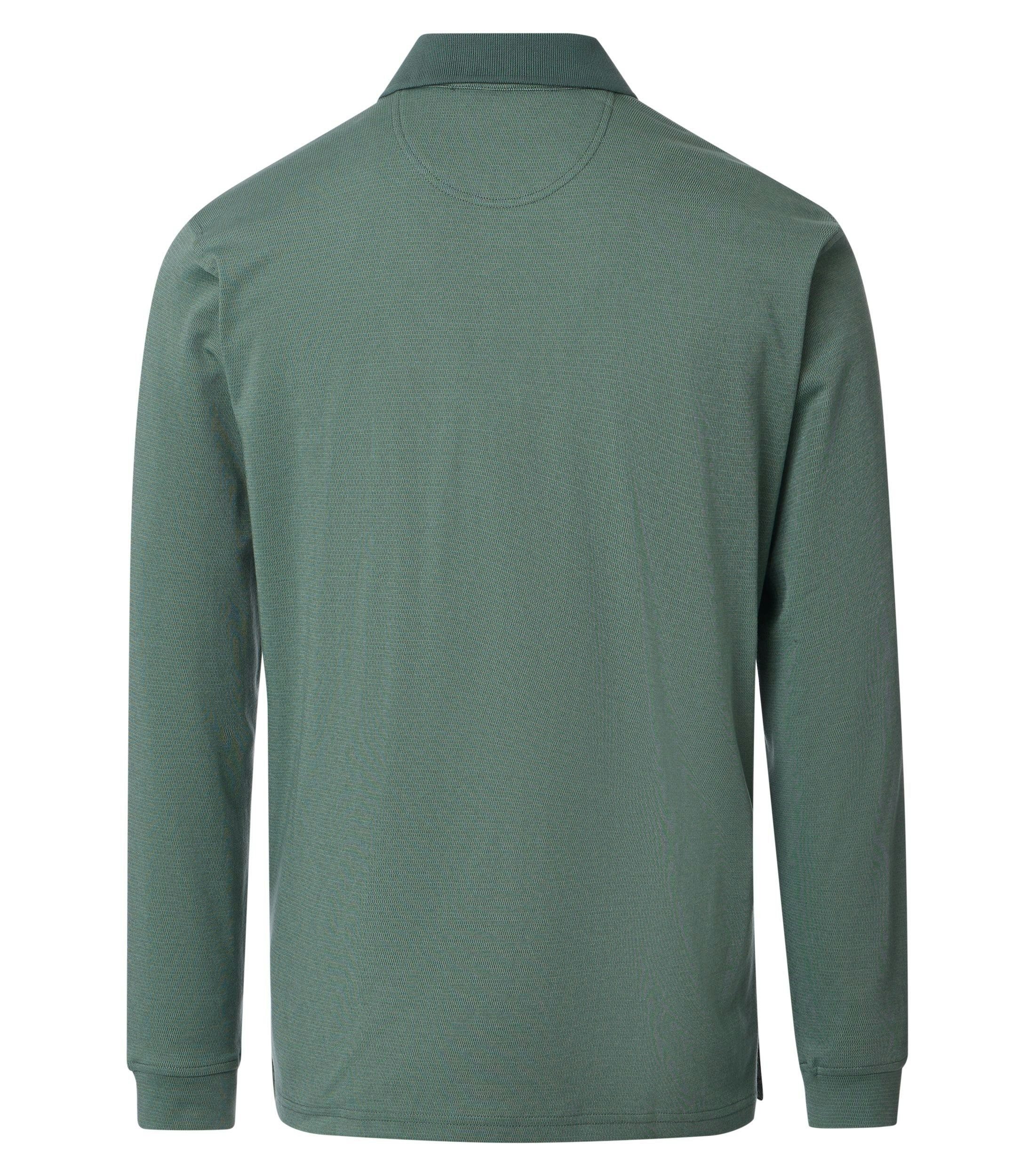 Ein Polo-Shirt im gestreift Muster in der Farbe Grün