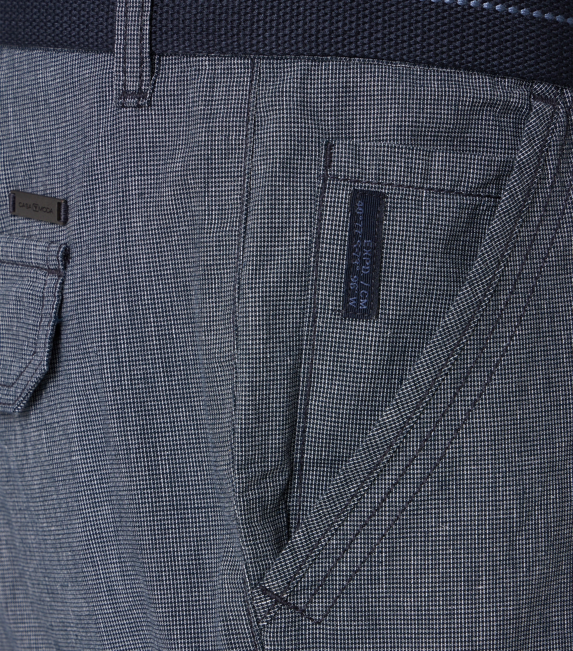Shorts im unifarbenen Design in der Farbe graues Mittelblau