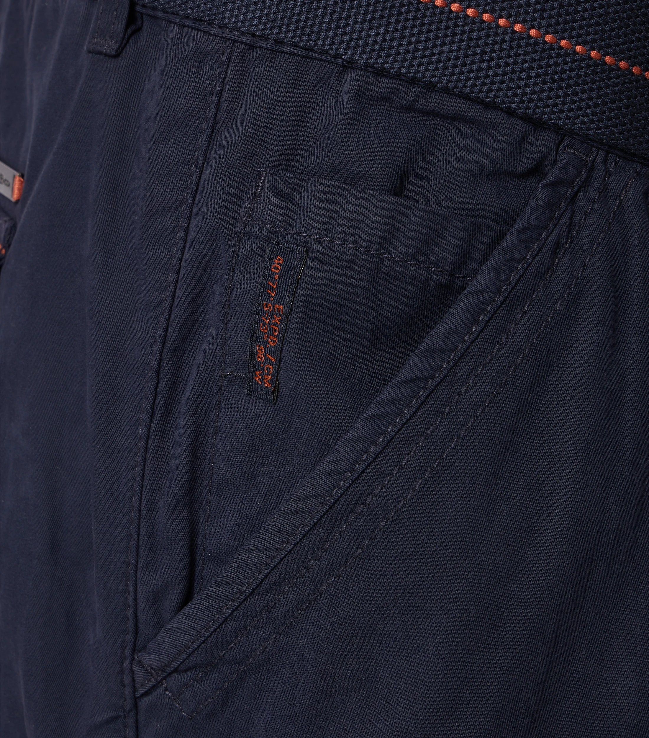 Shorts im unifarbenen Design in der Farbe Dunkelblau