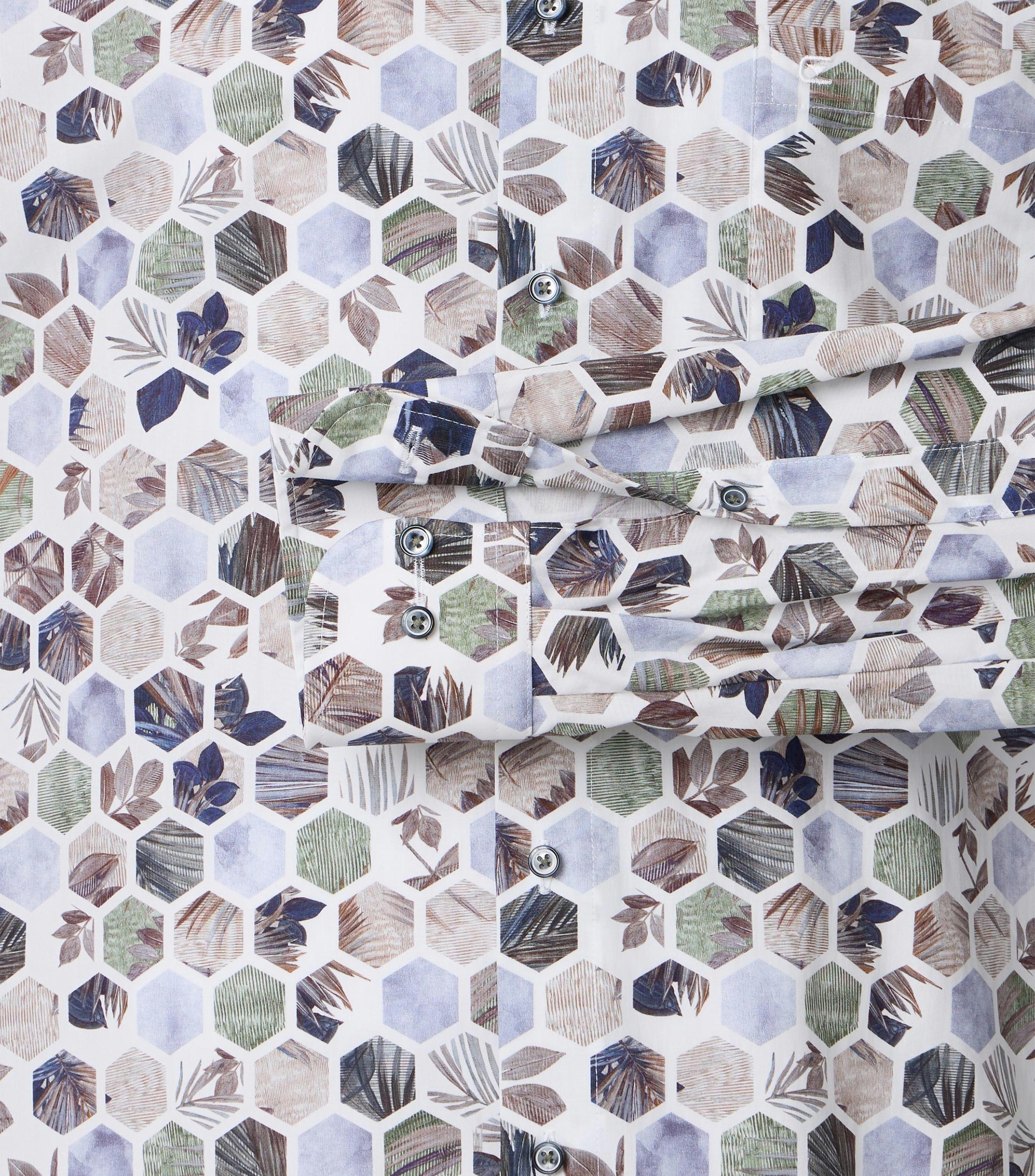 Ein Businesshemd im Print Muster in der Farbe Blau