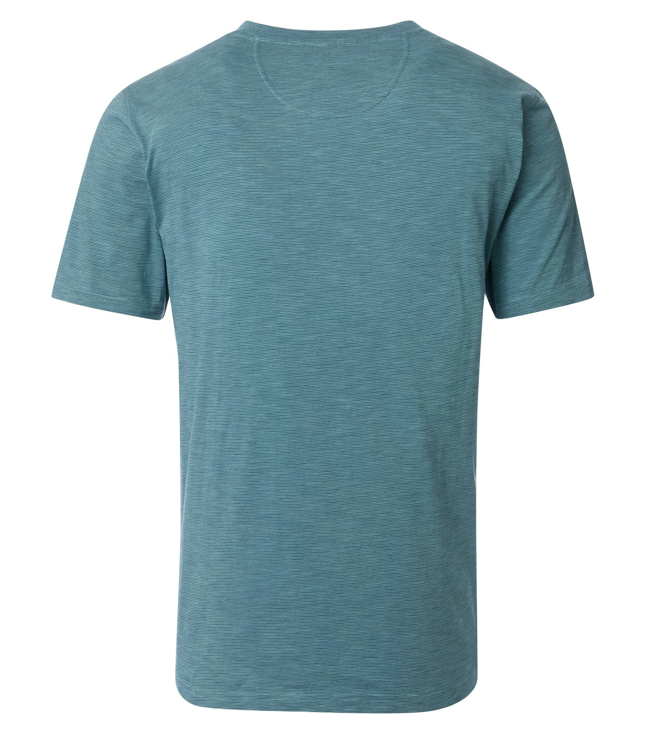 Das Model trägt ein TShirt im Print Muster in der Farbe Türkis