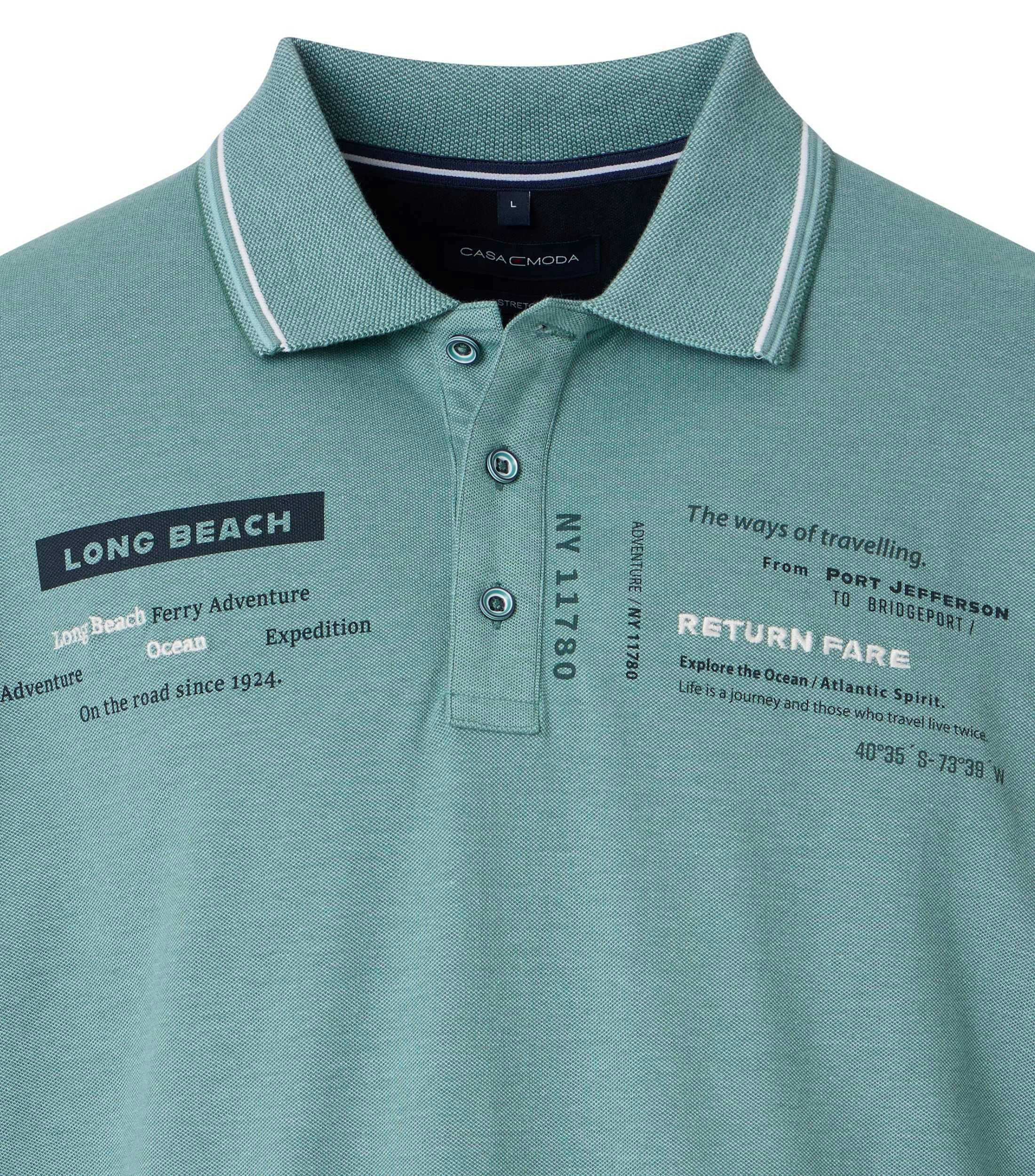 Ein Polo-Shirt im uni Muster in der Farbe Türkis