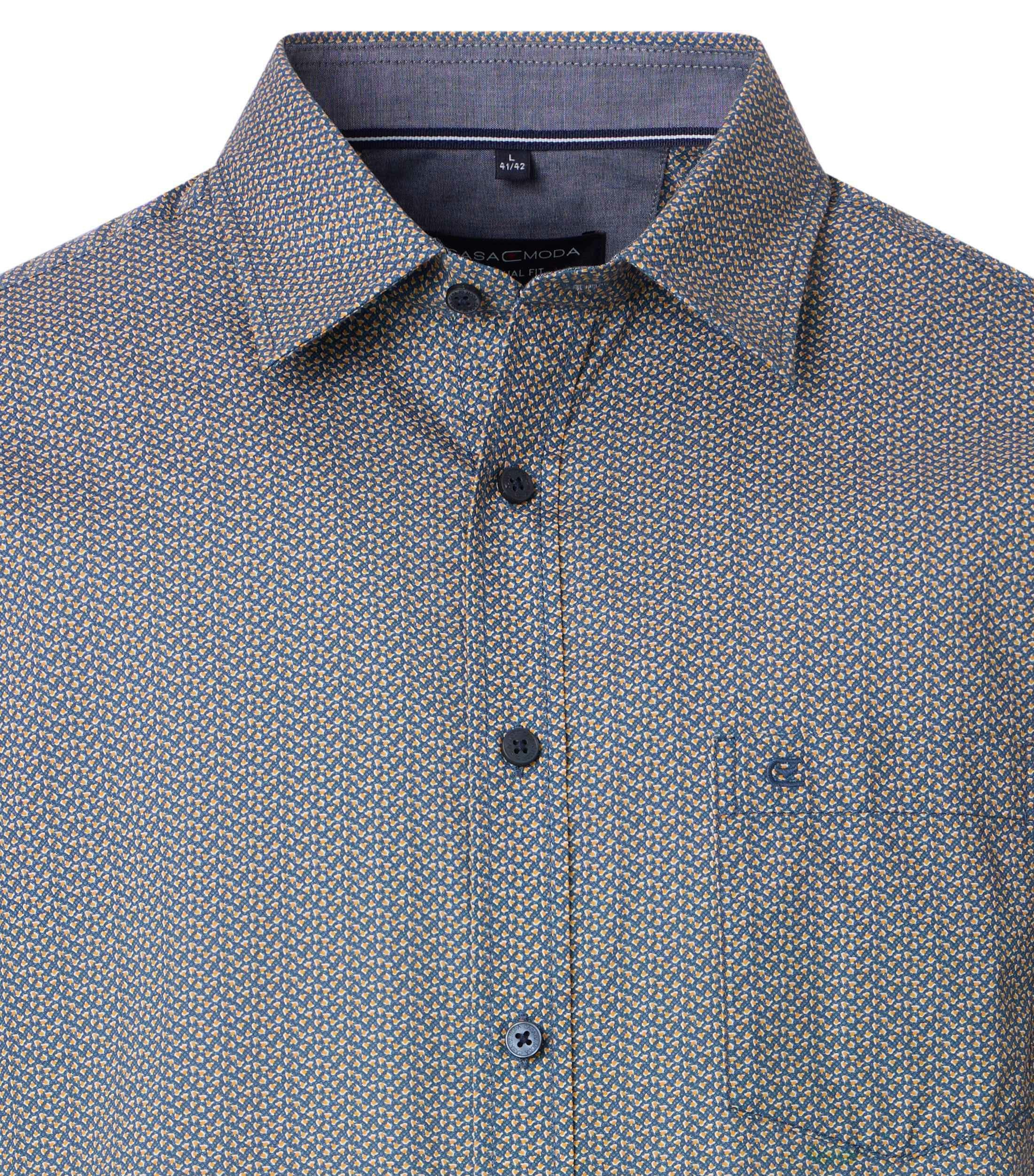 Ein Freizeithemd im Print Muster in der Farbe Grünblau