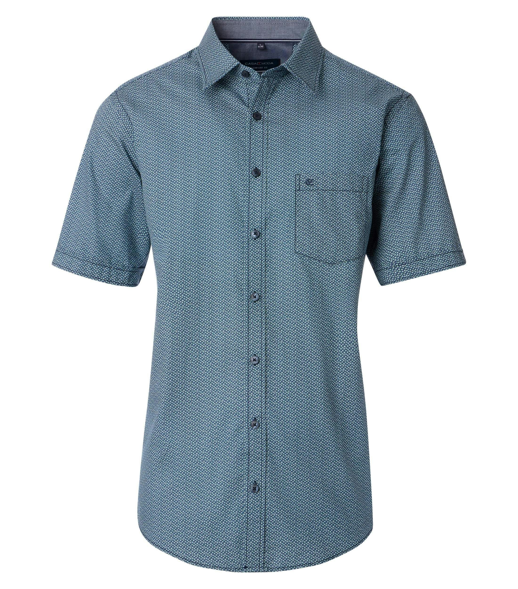 Ein Freizeithemd im Print Muster in der Farbe Blau