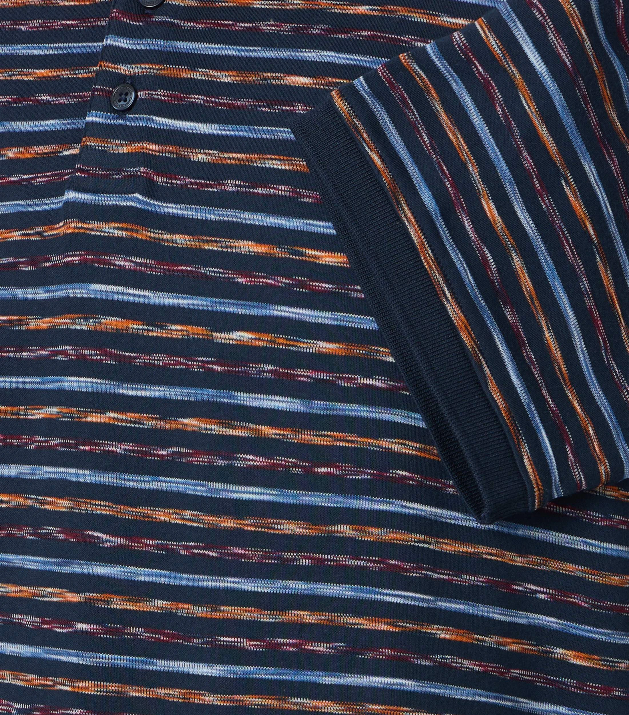Polo-Shirt im gestreiften Muster in der Farbe Dunkelblau