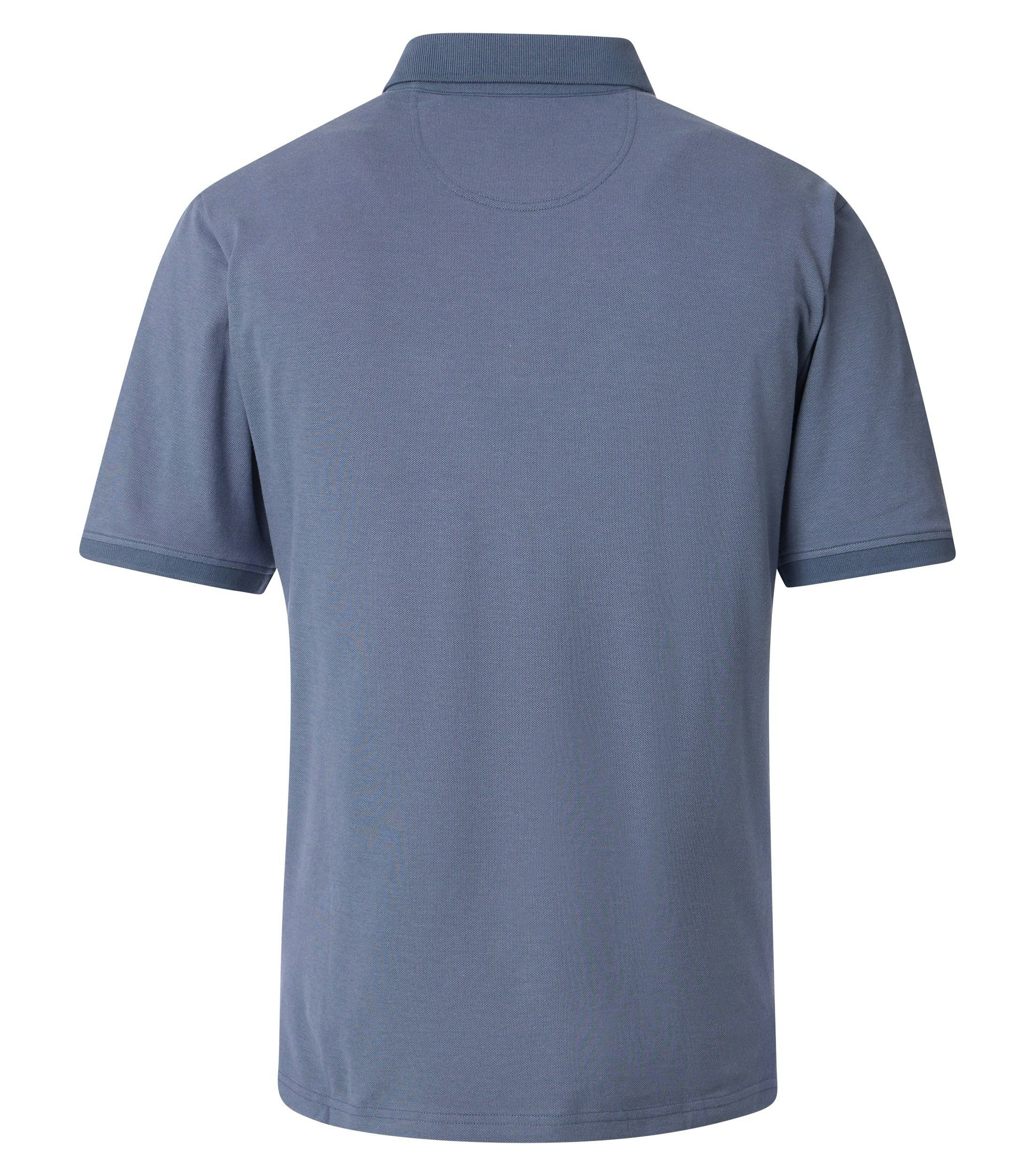 Ein Polo-Shirt im uni Muster in der Farbe Blau