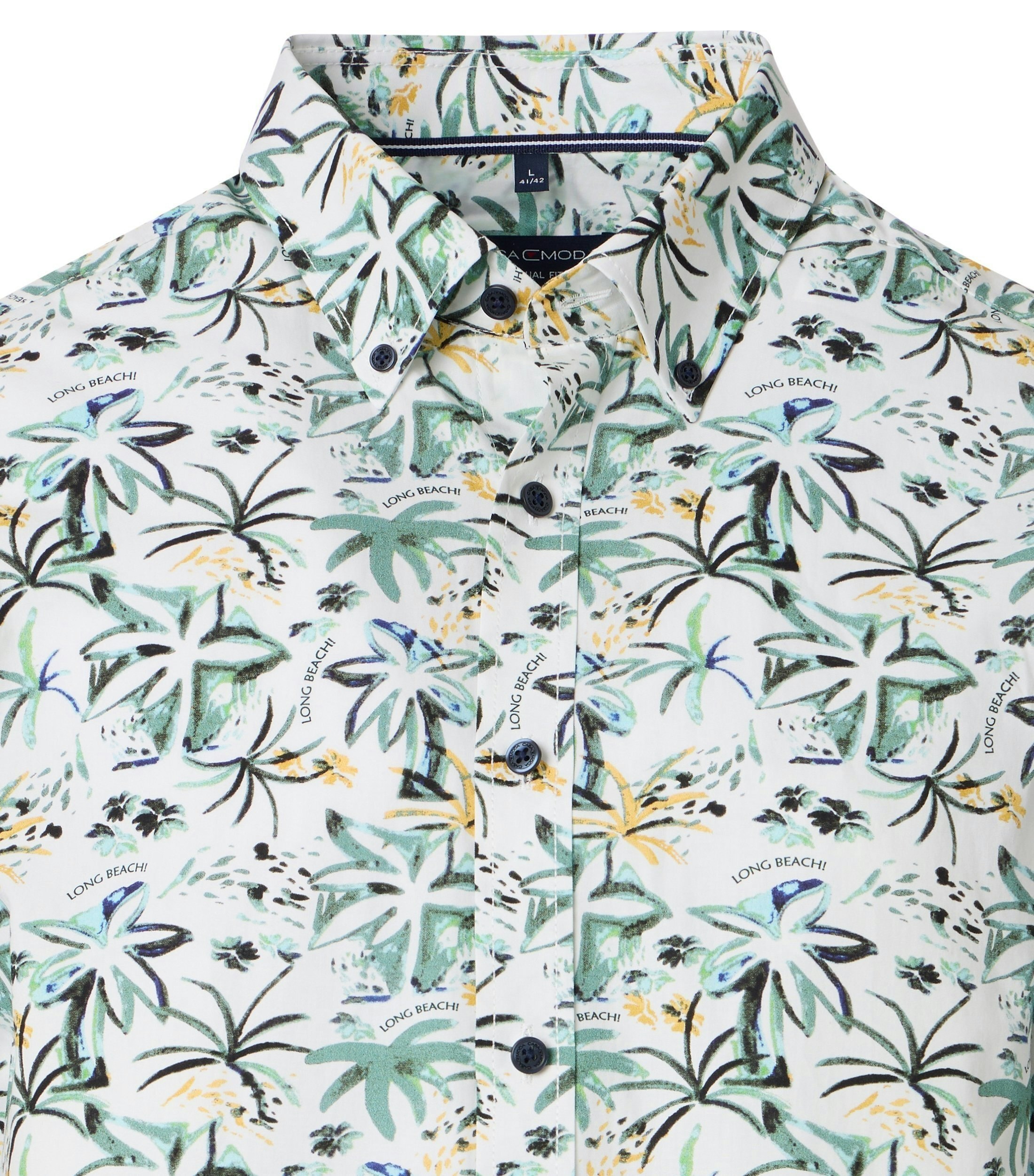 Ein Freizeithemd im Print Muster in der Farbe Grün