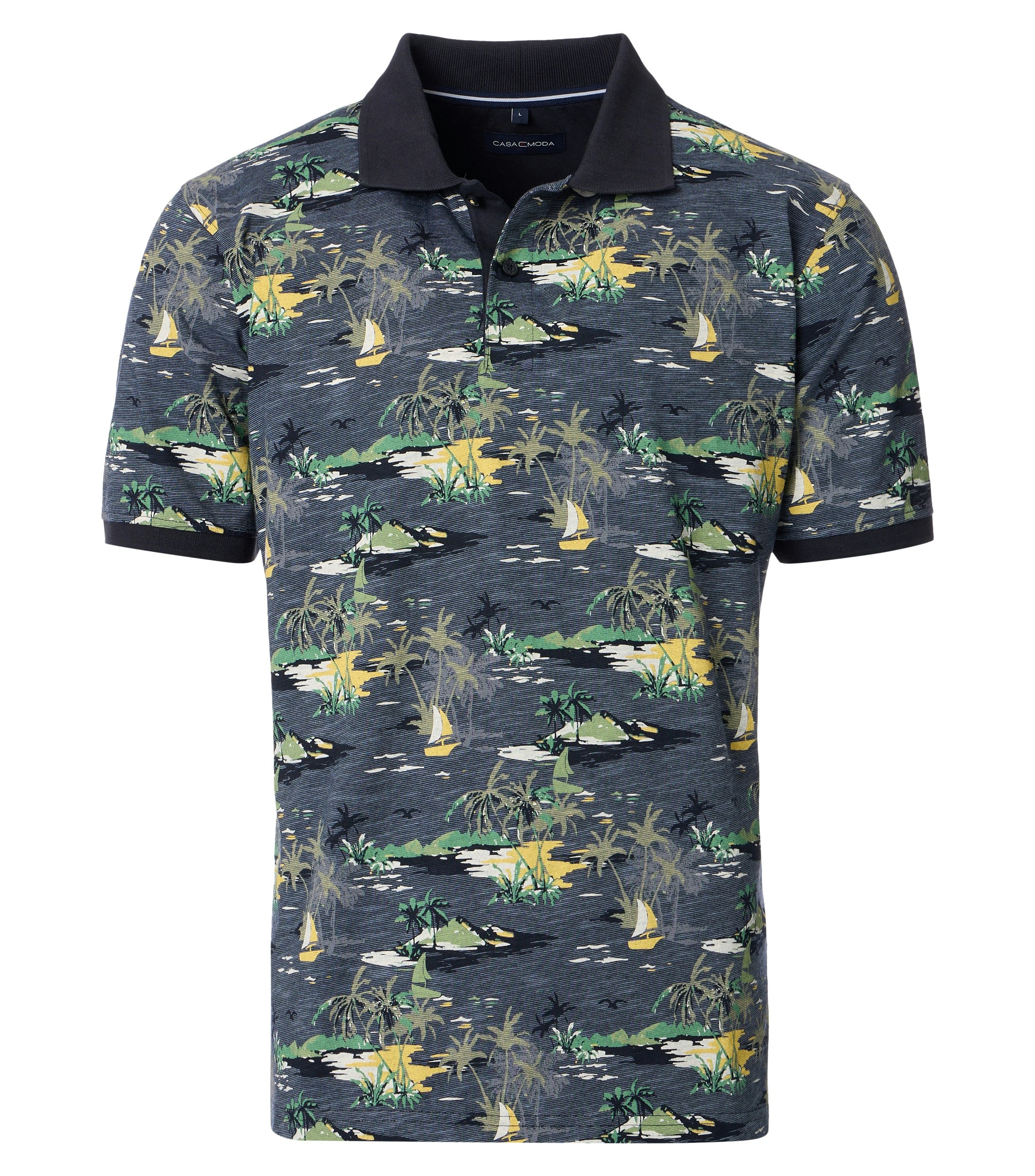 Ein Polo-Shirt im Print Muster in der Farbe Blau