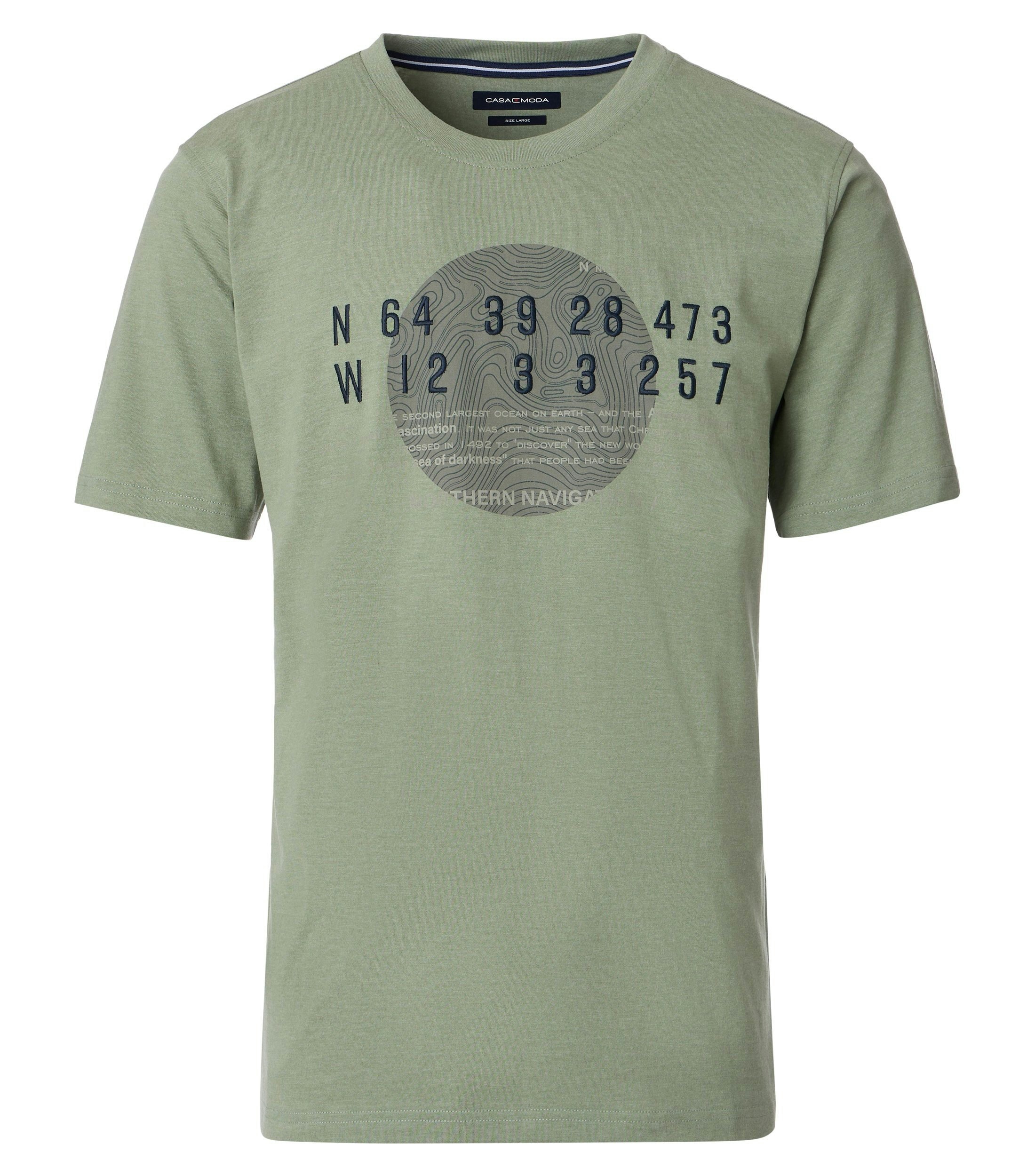 Ein T-Shirt im uni Muster in der Farbe Grün