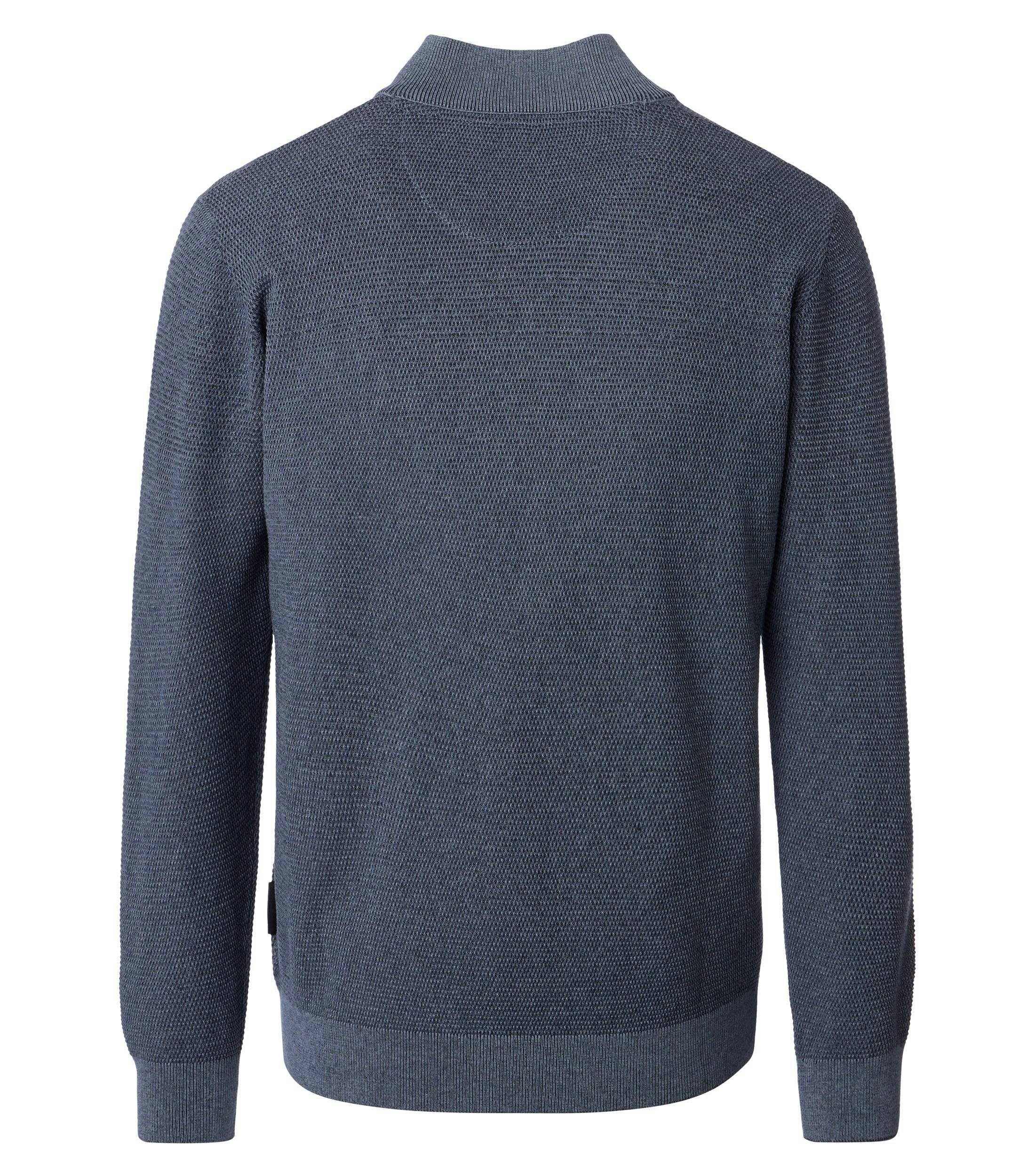 Ein Pullover im uni Muster in der Farbe Blau