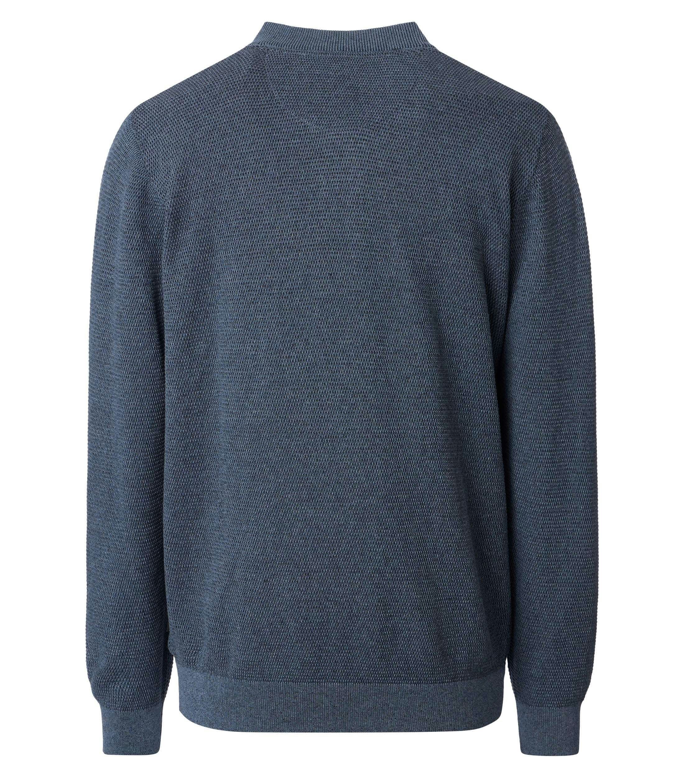 Eine Strickjacke im uni Muster in der Farbe Blau