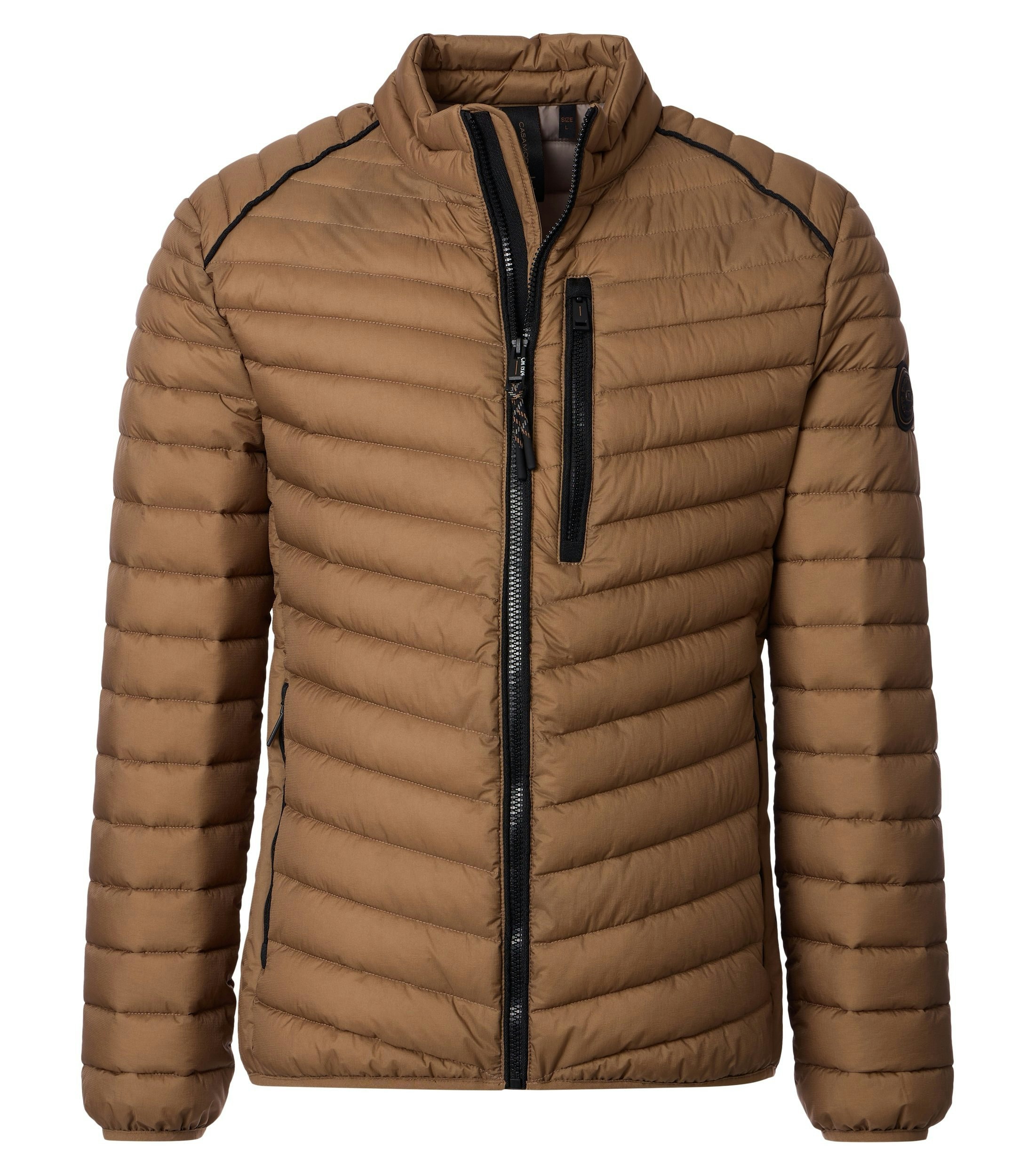 Eine Jacke im uni Muster in der Farbe Braun