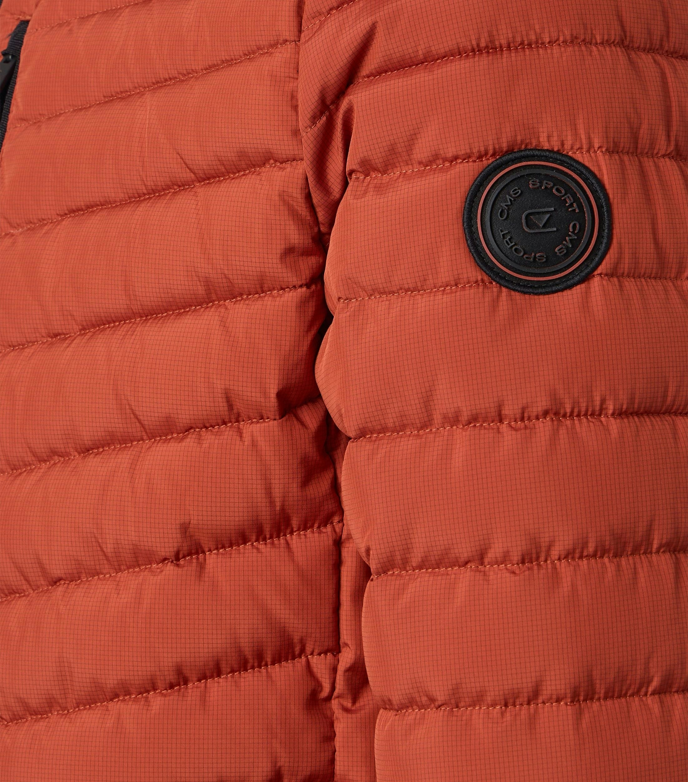 Eine Jacke im uni Muster in der Farbe Orange