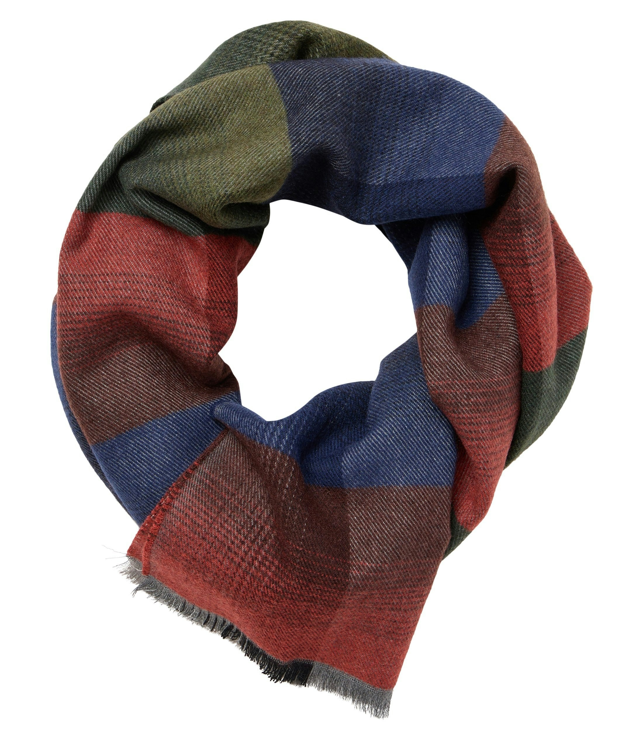 Ein Schal im uni Muster in der Farbe Rot