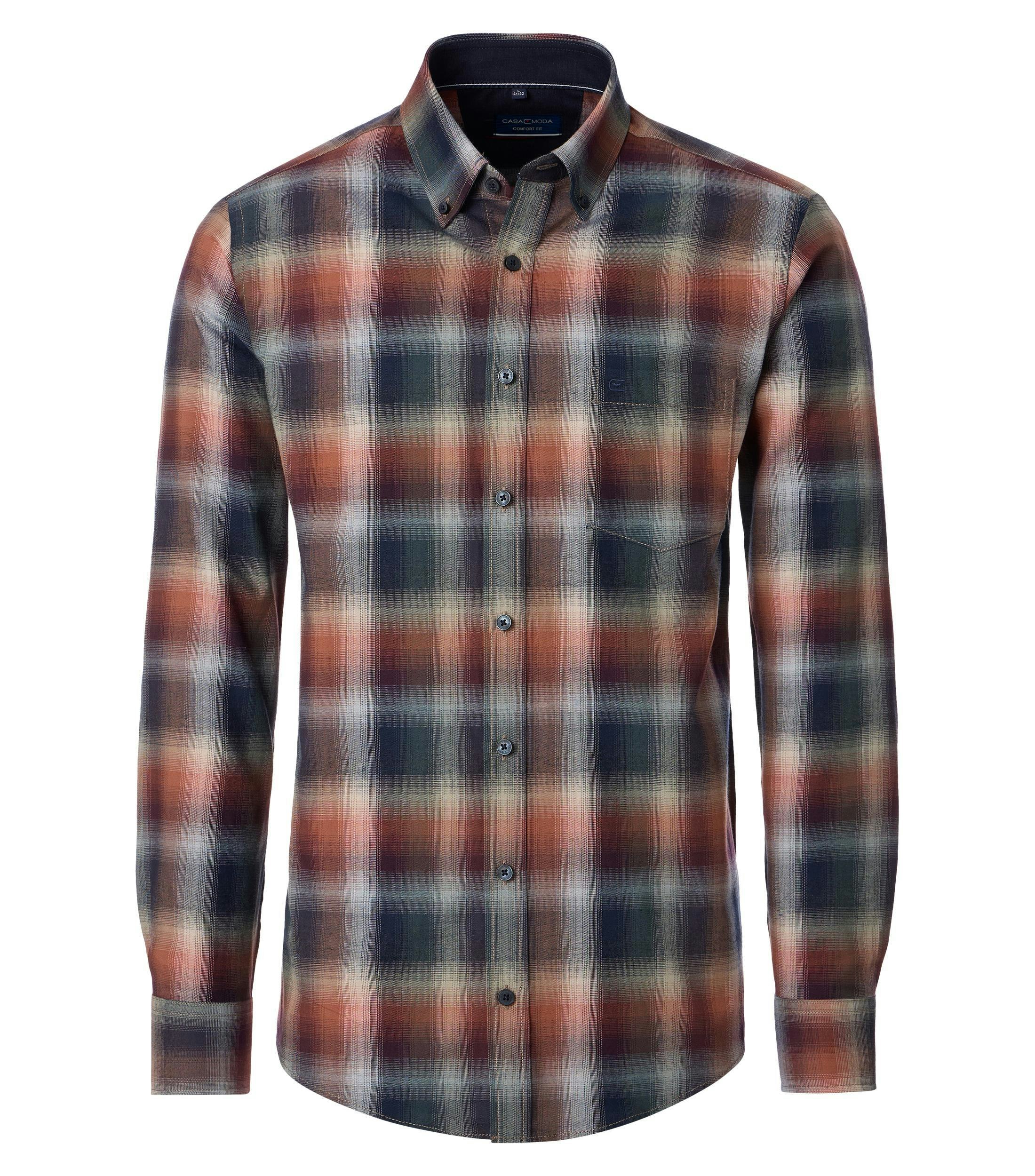 Ein Freizeithemd im kariert Muster in der Farbe Dunkelgrün