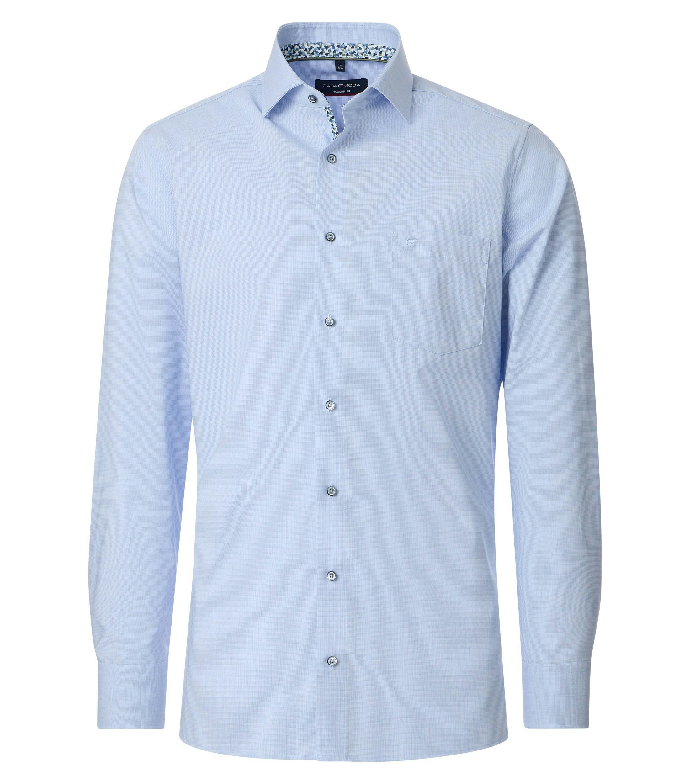 Ein Businesshemd im uni Muster in der Farbe Hellblau