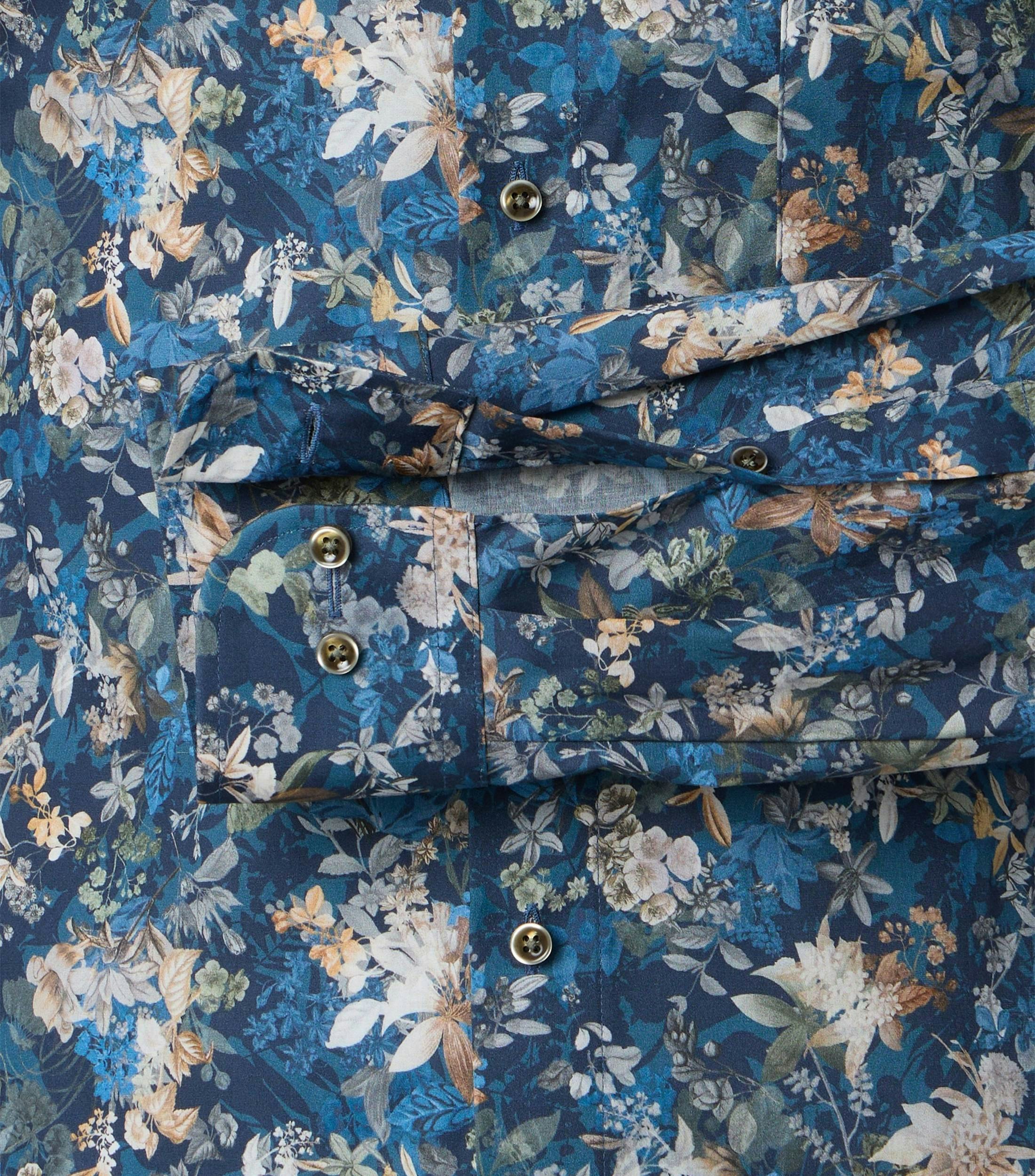 Ein Businesshemd im Print Muster in der Farbe Dunkelblau