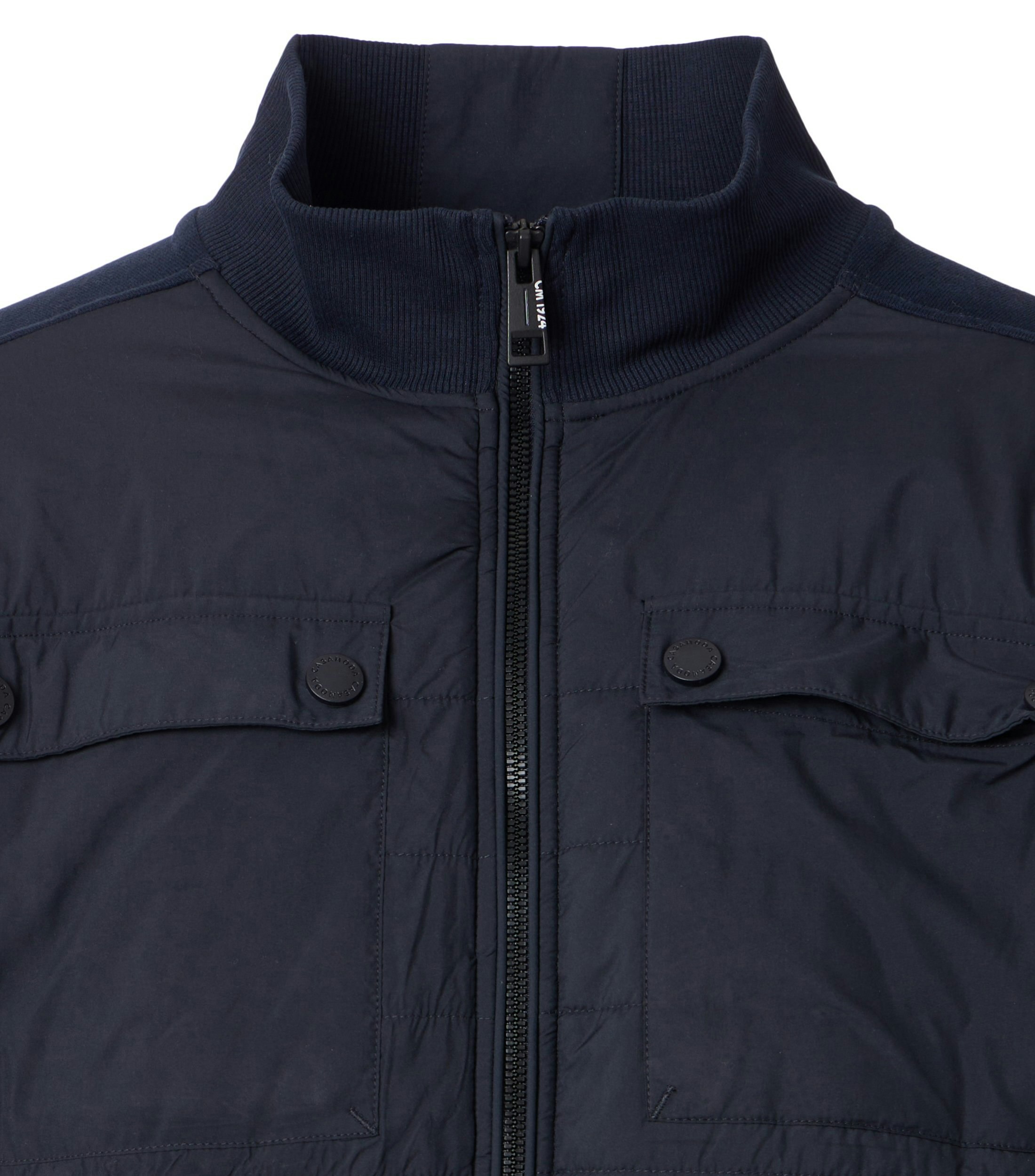 Eine Sweatjacke im uni Muster in der Farbe Dunkelblau