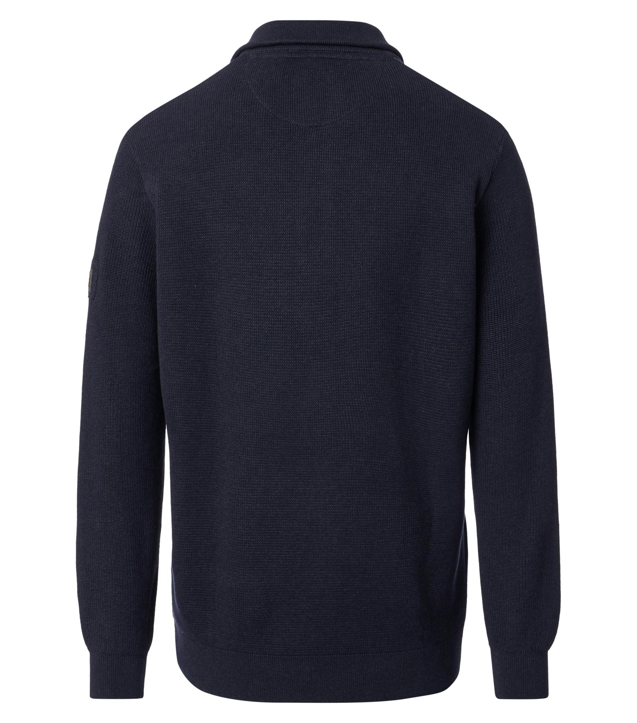 Ein Pullover im uni Muster in der Farbe Dunkelblau