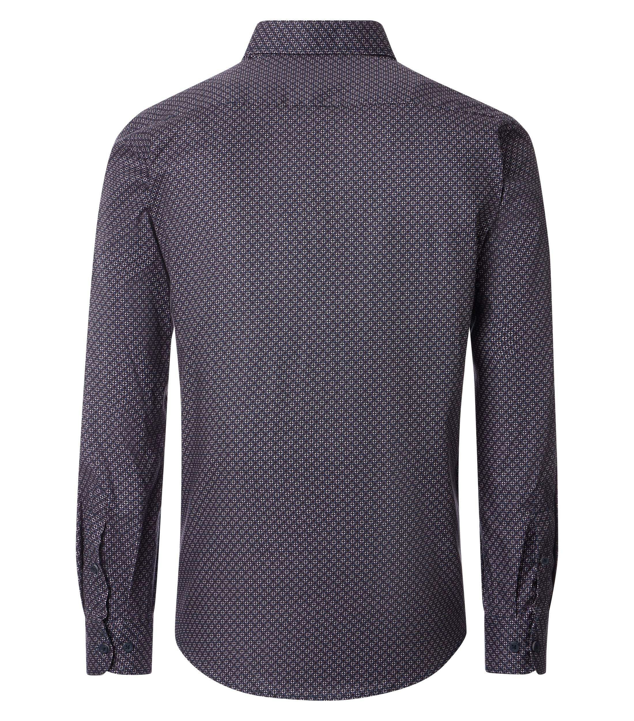 Ein Freizeithemd im Print Muster in der Farbe Dunkelblau