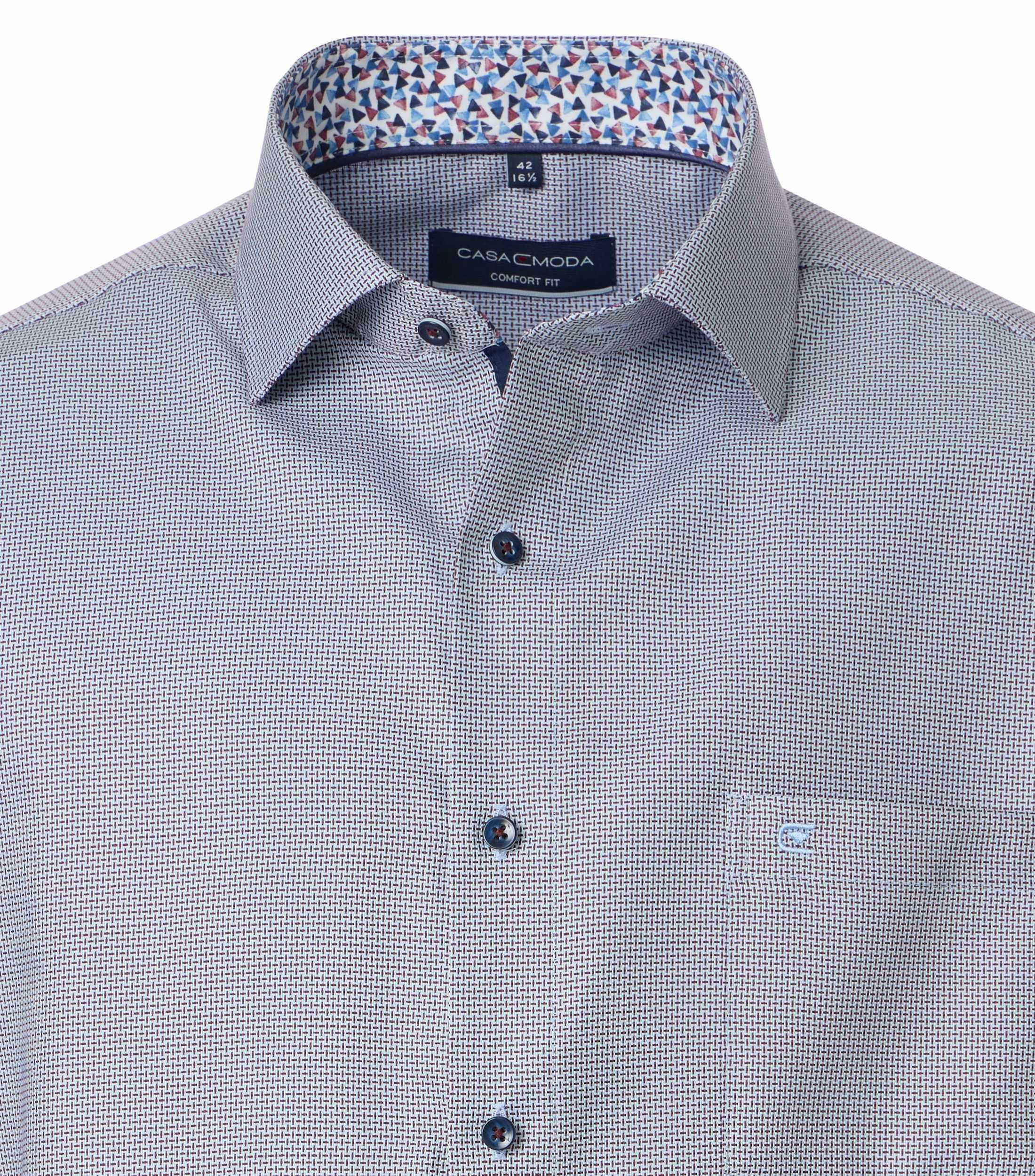 Ein Businesshemd im uni Muster in der Farbe Rot