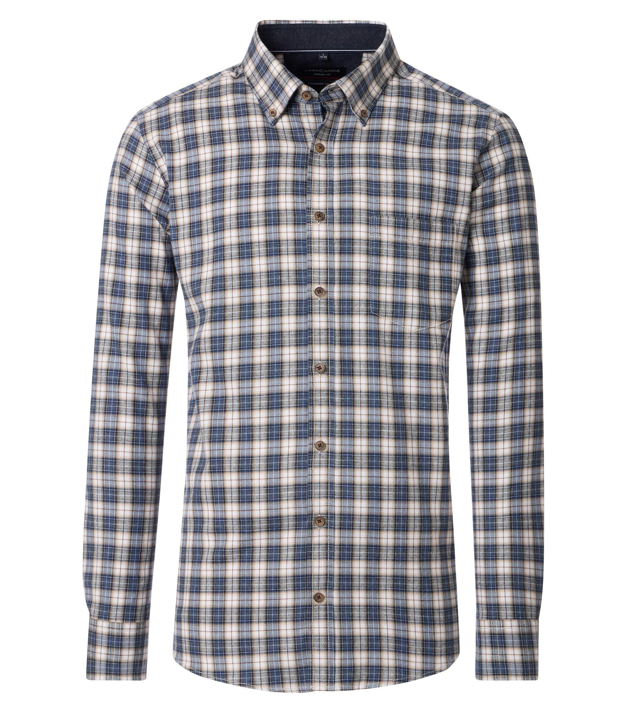 Ein Freizeithemd im kariert Muster in der Farbe Blau