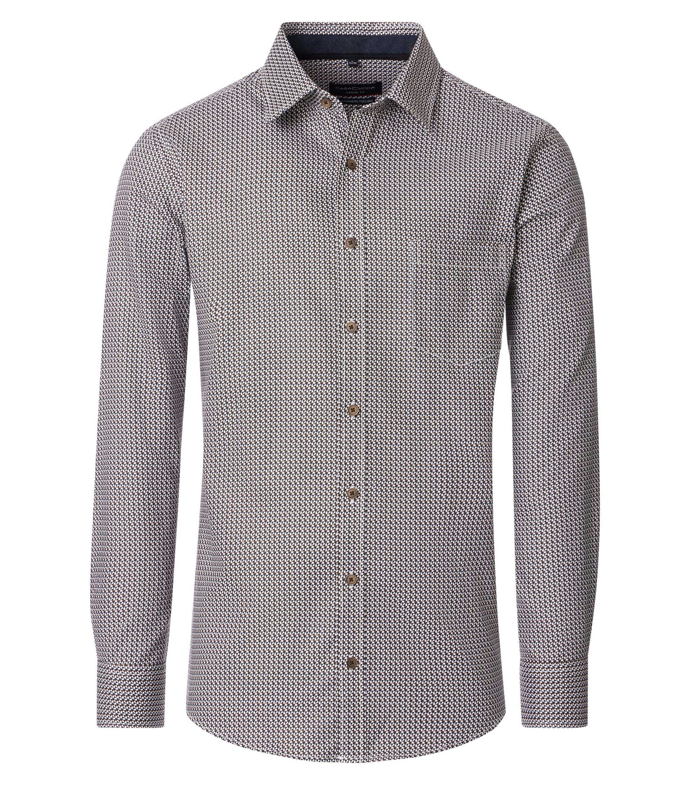 Ein Freizeithemd im Print Muster in der Farbe Braun