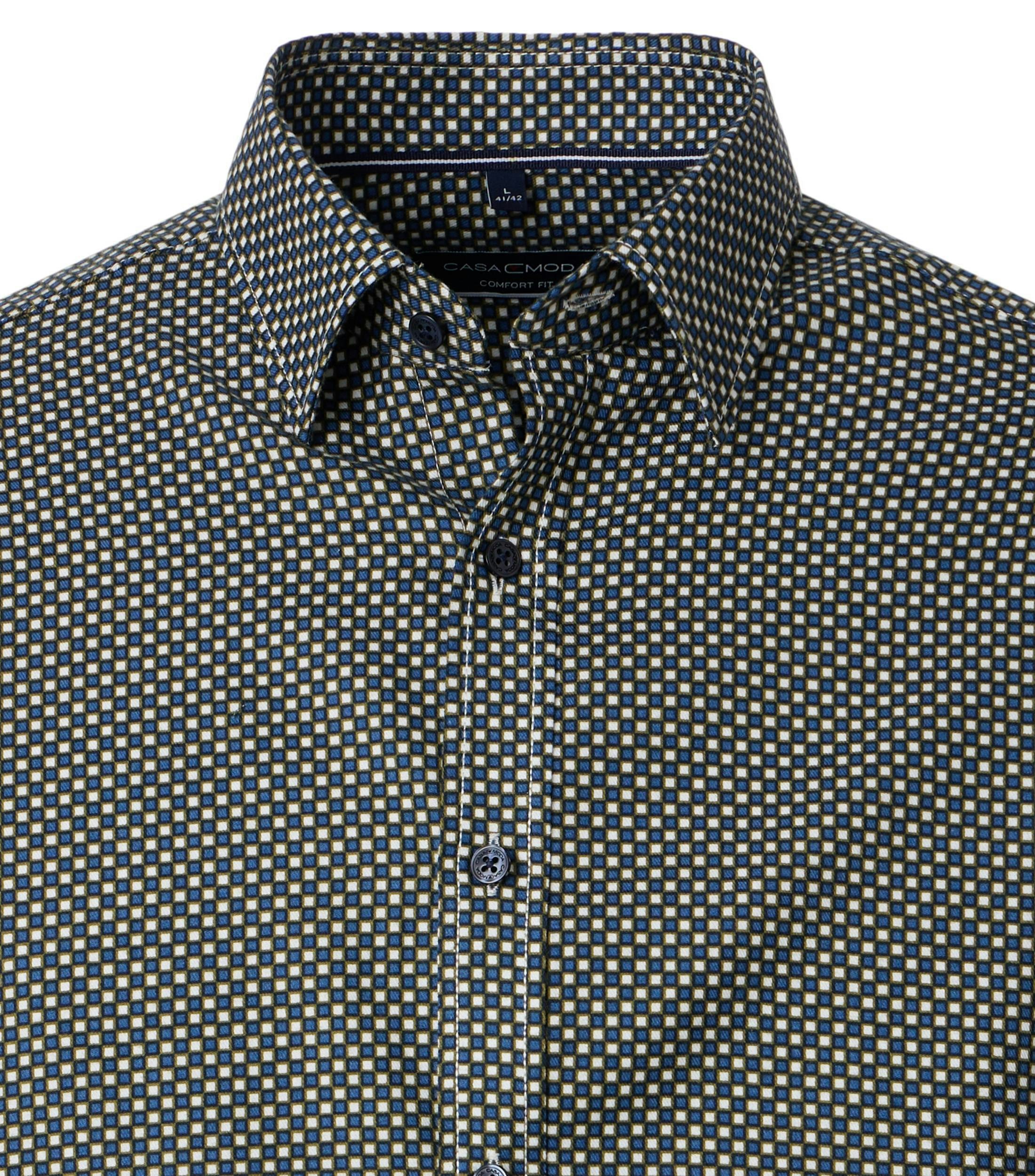 Ein Freizeithemd im Print Muster in der Farbe Blau